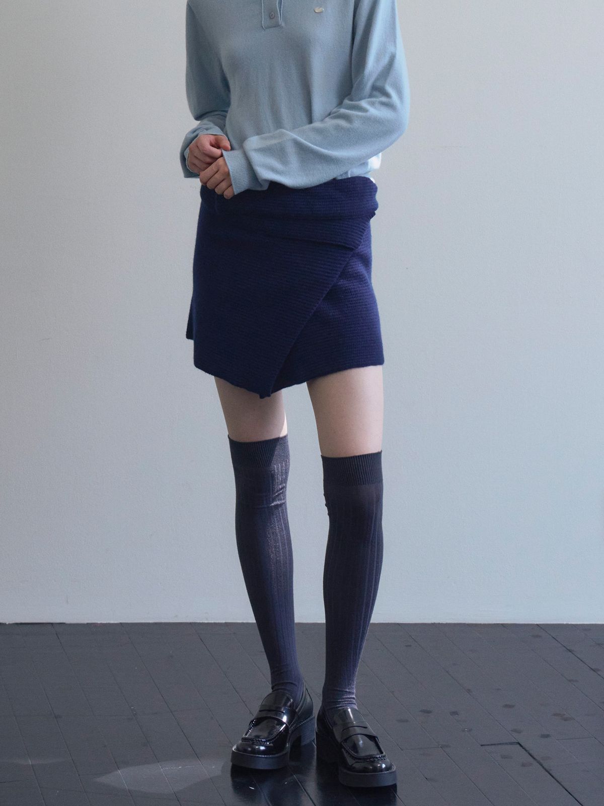 틴닛(TINKNIT) 캐시미어 울 블랜드 랩스커트_네이비