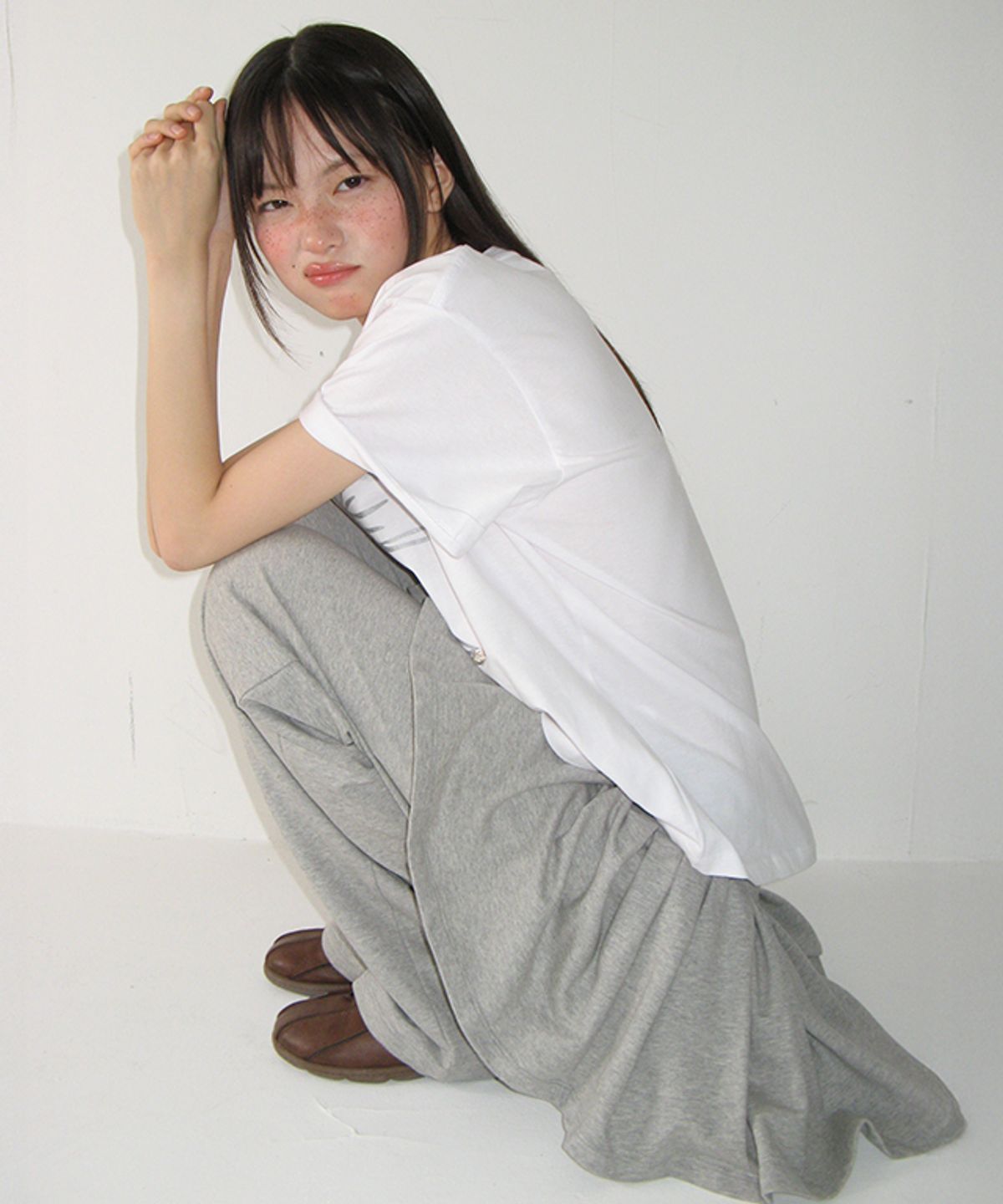 론론(RONRON) PEPLUM RUFFLE PANTSKIRT MELANGE GREY