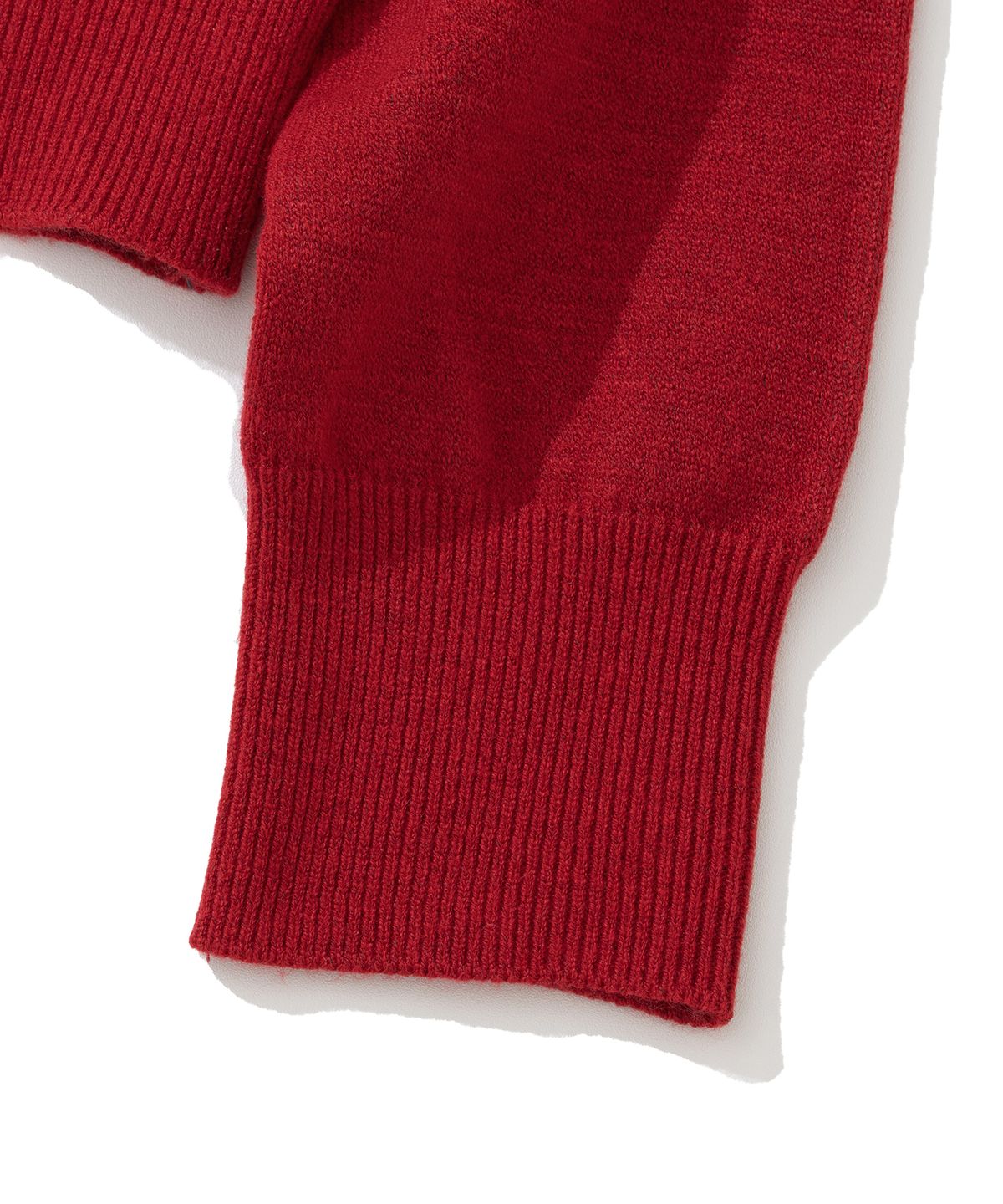 니티드(KNITTED) (W) 베이직 에센셜 워셔블 라운드 니트 RED