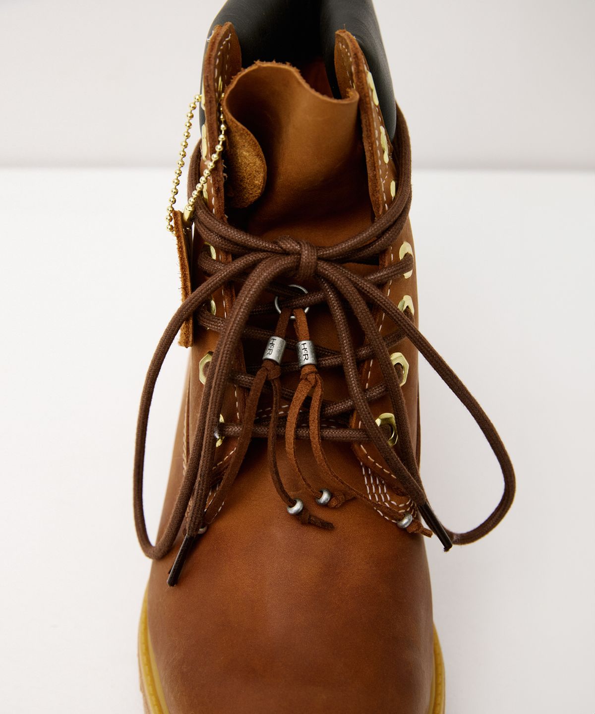 팀버랜드(TIMBERLAND) [Timberland x Hatchingroom] 남성 오일-버니쉬드 6인치 부츠 - 브라운 / HCRTBLSO01_M