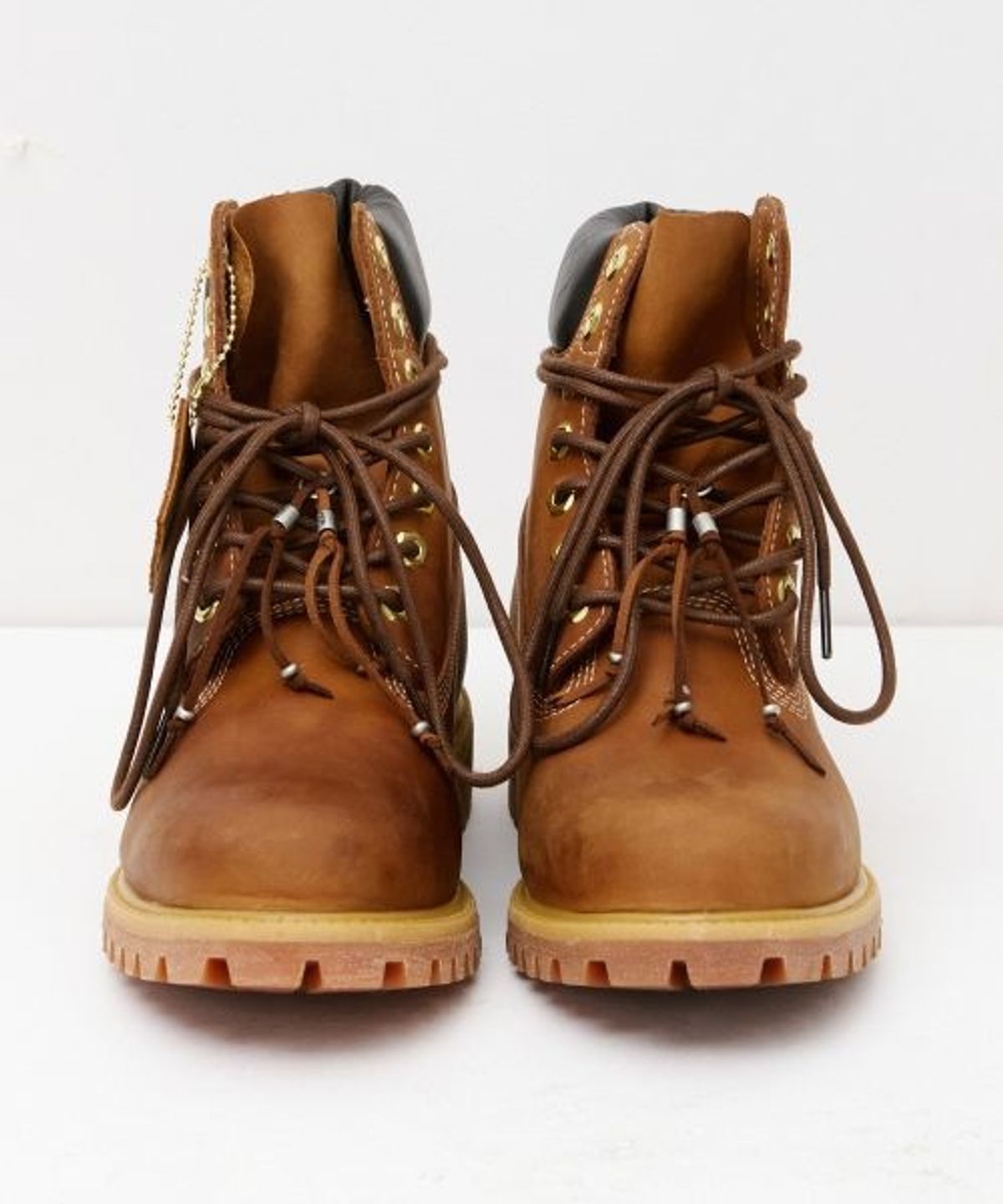 팀버랜드(TIMBERLAND) [Timberland x Hatchingroom] 남성 오일-버니쉬드 6인치 부츠 - 브라운 / HCRTBLSO01_M
