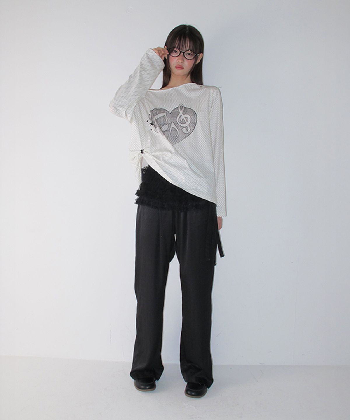 론론(RONRON) FLUFFY DOT RUFFLE MESH BELT BLACK