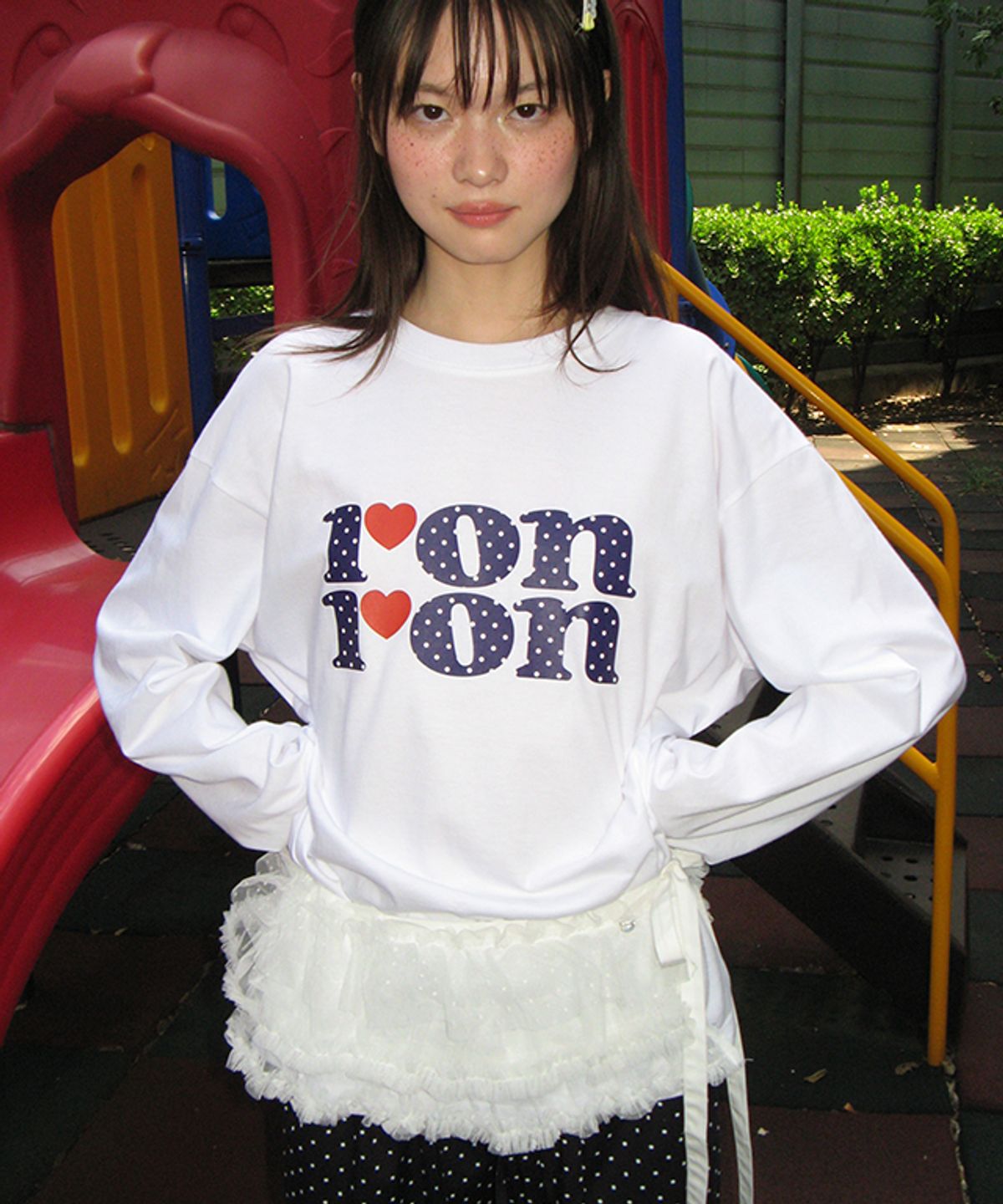 론론(RONRON) FLUFFY DOT RUFFLE MESH BELT WHITE
