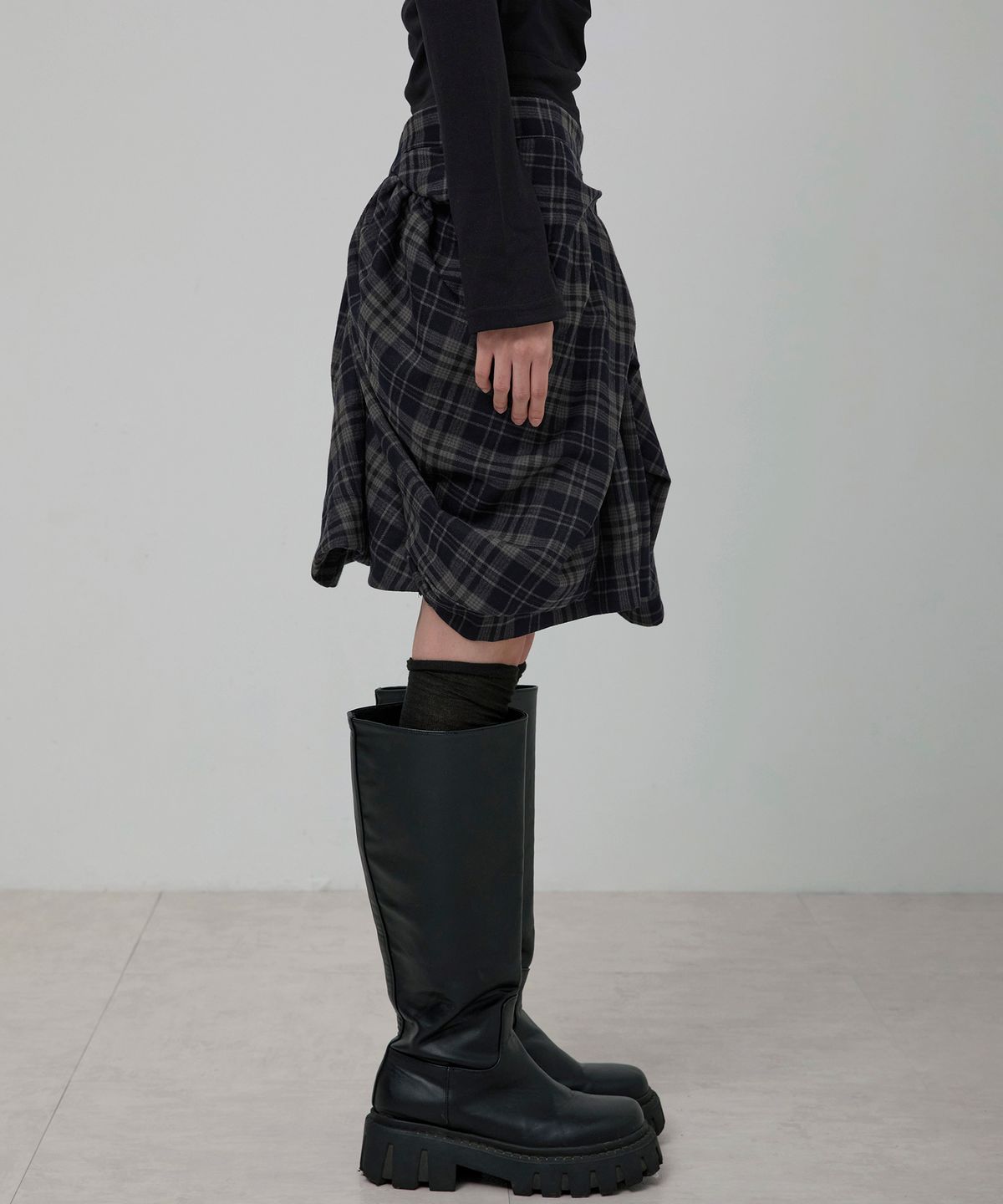 플레어업(FLAREUP) Asymmetrical Draped Layered Skirt (FL-252_Checkered)