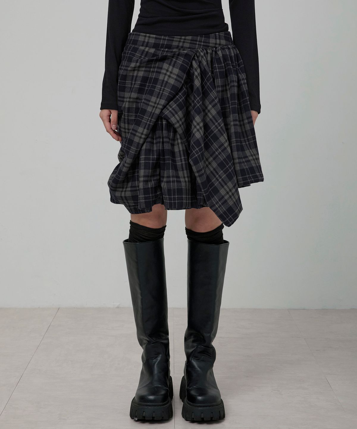 플레어업(FLAREUP) Asymmetrical Draped Layered Skirt (FL-252_Checkered)