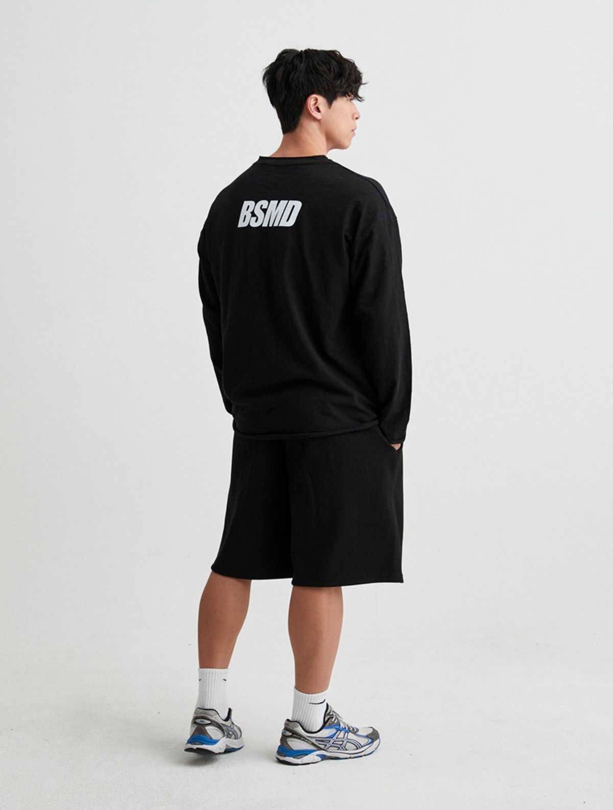 비스트모드(BSMD) 슬라브 백로고 오버핏 긴팔 티셔츠 롱 슬리브
