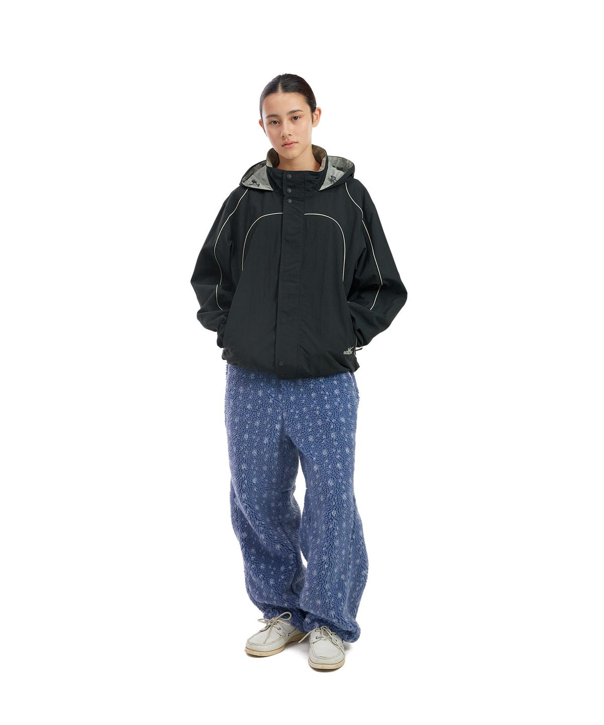썬러브투어(SUNLOVETOUR) Crescent Windbreaker Charcoal