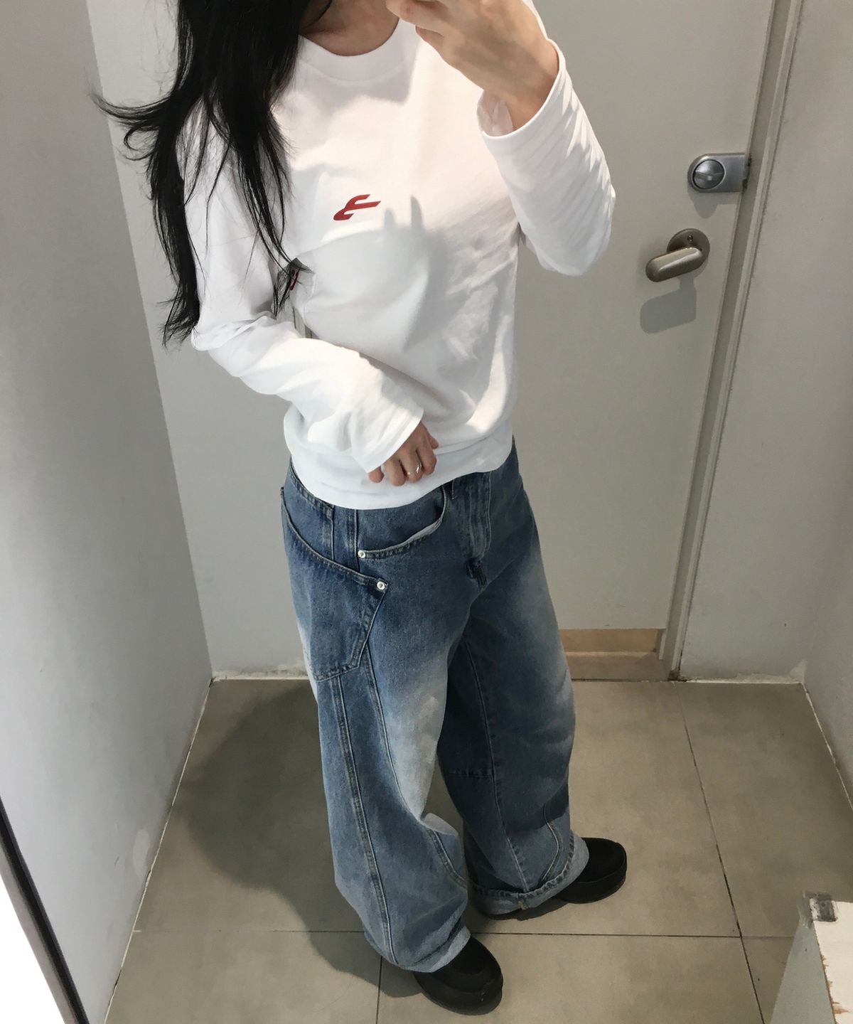 탄산마그네슘(TANSANMAGNESIUM) 마운틴 롱슬리브 (화이트/레드)
