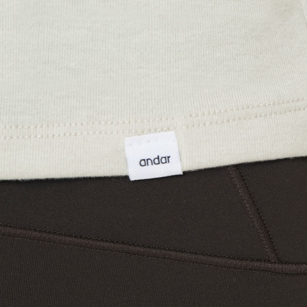 안다르(ANDAR) 올데이 소프트 보트넥 롱슬리브