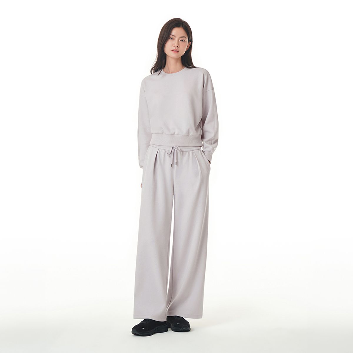 안다르(ANDAR) 마일드무스 오버핏 크롭 맨투맨