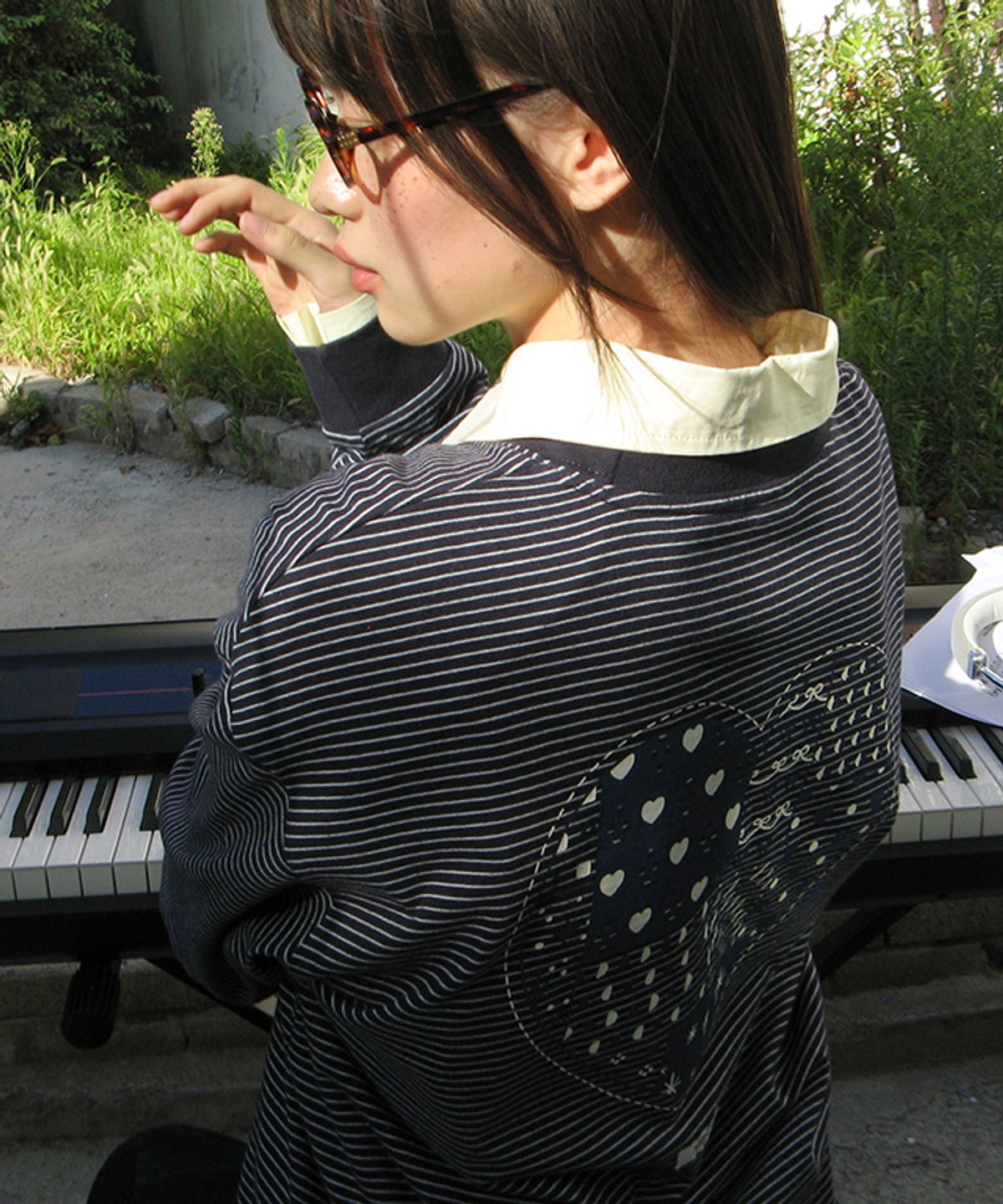 론론(RONRON) MULTI PATTERN HEART STRIPE LONG SLEEVE NAVY