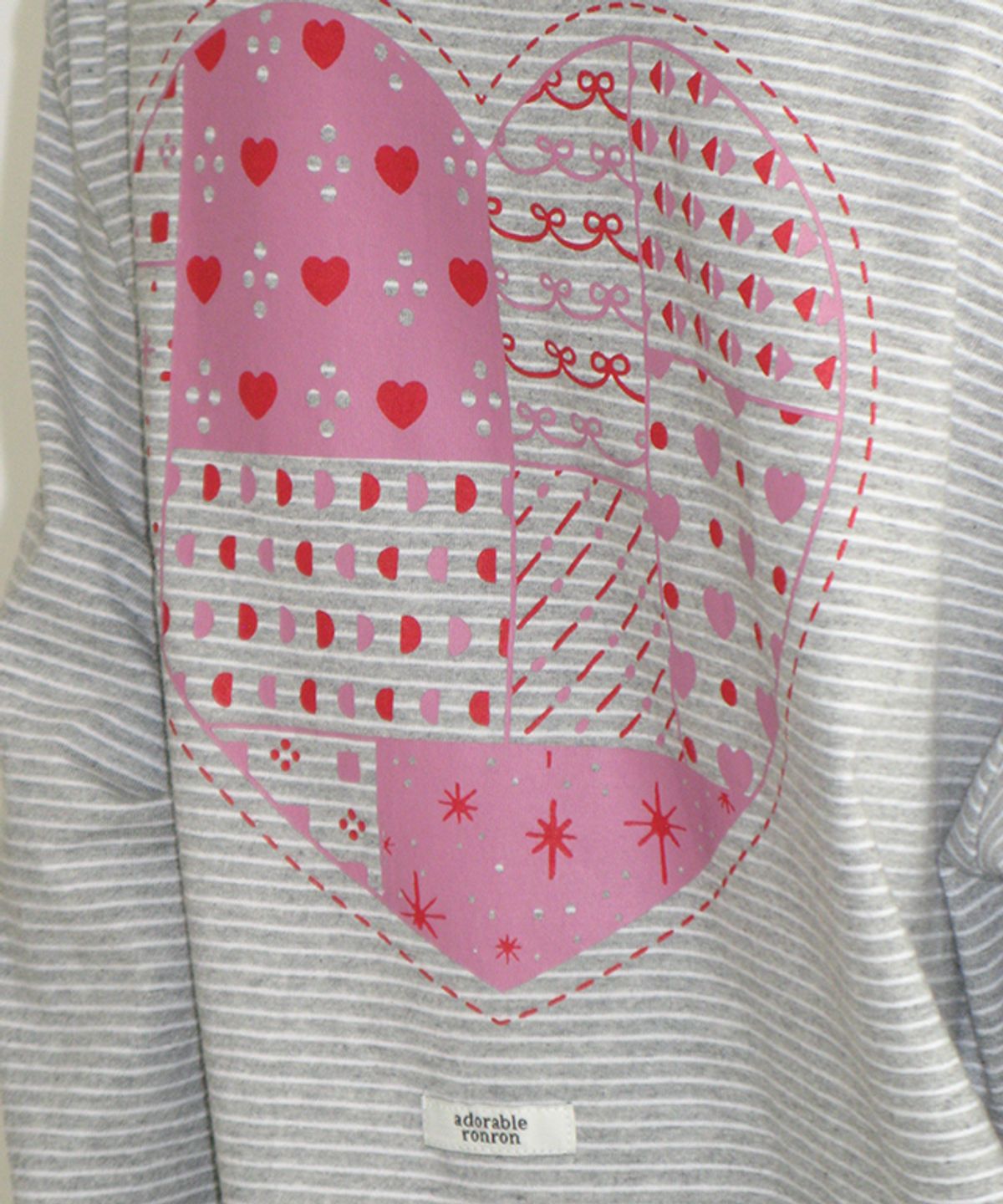 론론(RONRON) MULTI PATTERN HEART STRIPE LONG SLEEVE GREY