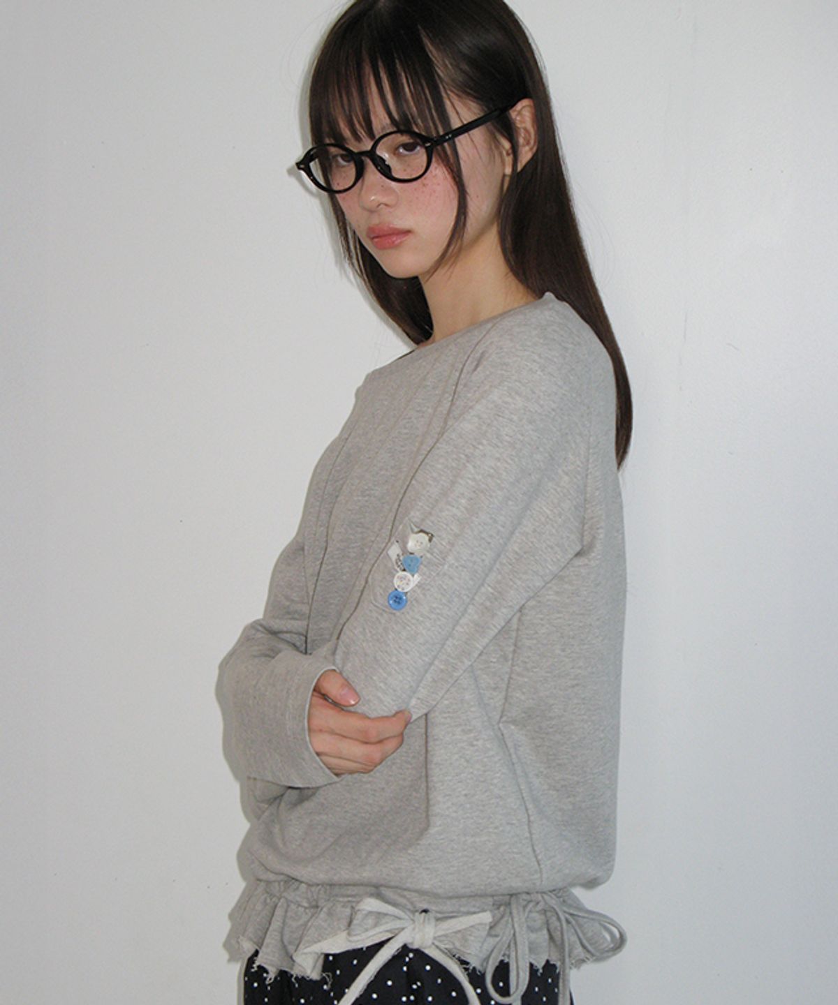 론론(RONRON) OFF SHOULDER SHIRRING LONG SLEEVE GREY