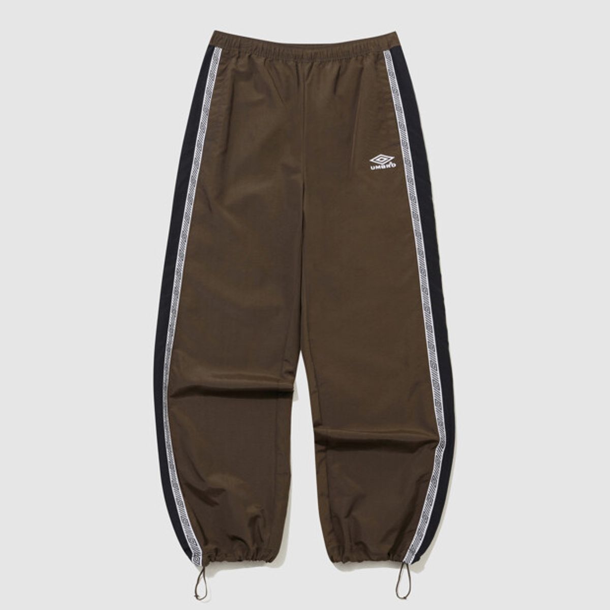 엄브로(UMBRO) HBL OG 헤리티지 와이드 & 조거 2WAY 팬츠 브라운(UQ321CPT93)