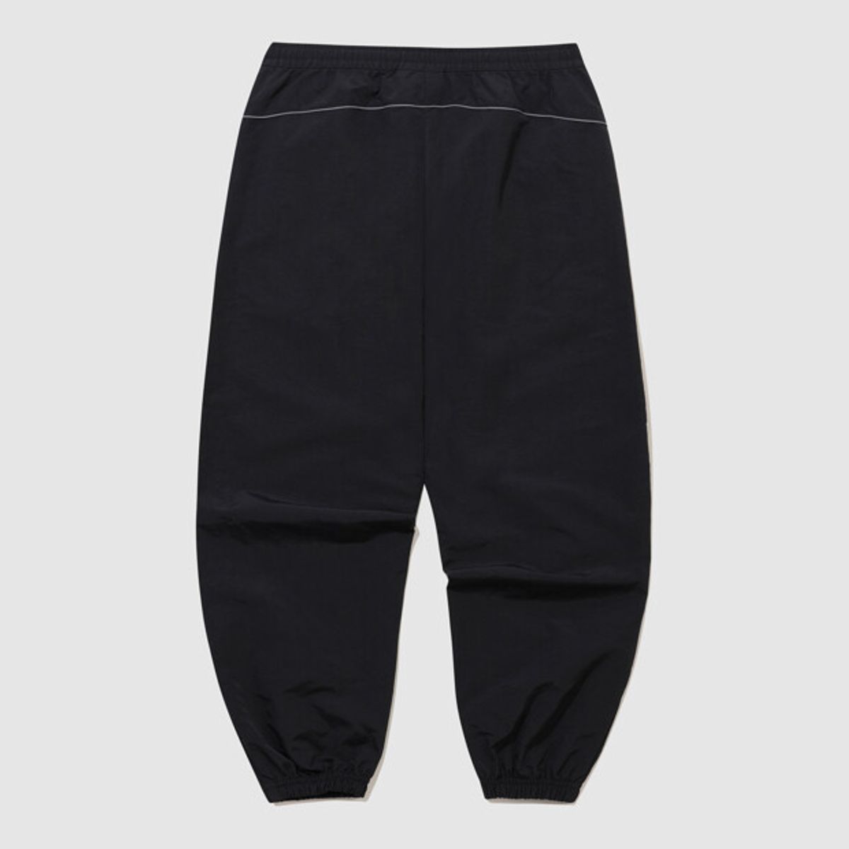 엄브로(UMBRO) HBL 엔지니어드 크루 우븐 조거 팬츠 블랙(UQ323CPT97)
