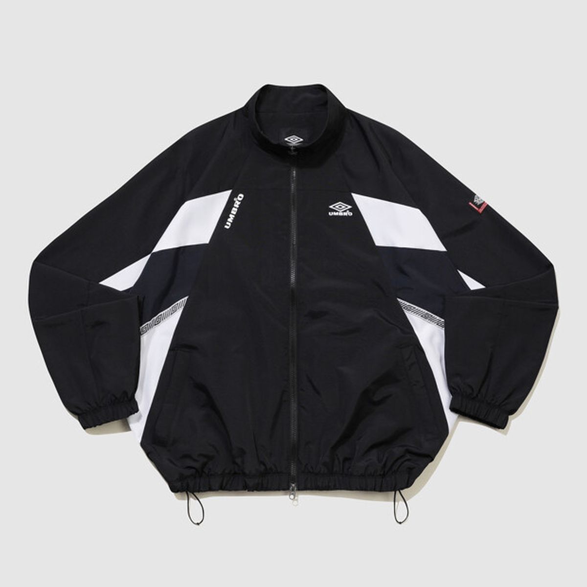 엄브로(UMBRO) HBL OG 헤리티지 스탠넥 바람막이 자켓 블랙(UQ321CJK97)