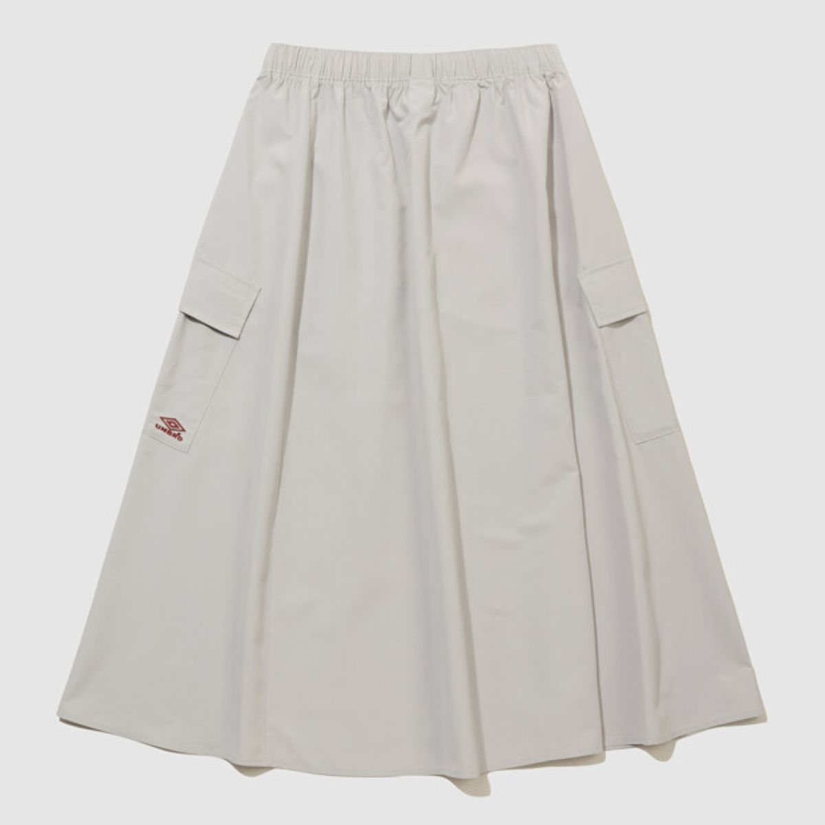 엄브로(UMBRO) HBL 로얄 컬리지 우먼스 플레어 스커트 라이트 그레이(UQ322CSK92)