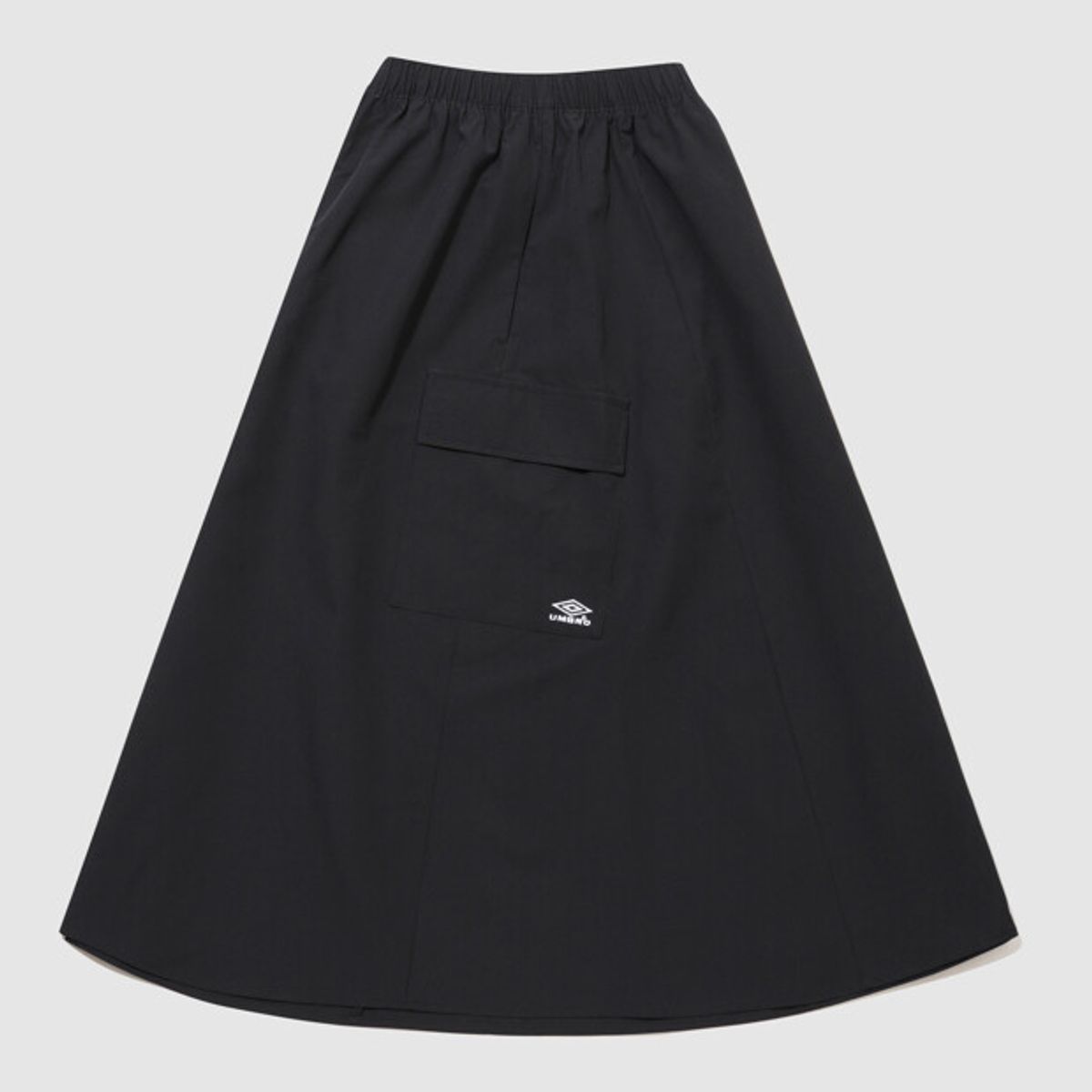 엄브로(UMBRO) HBL 로얄 컬리지 우먼스 플레어 스커트 블랙(UQ322CSK92)