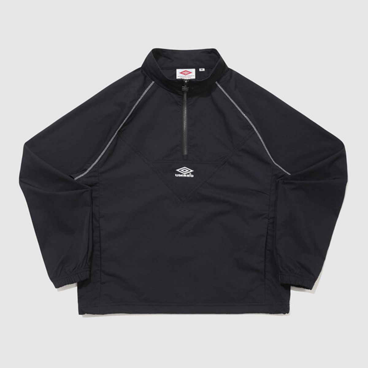 엄브로(UMBRO) HBL 로얄 컬리지 스탠넥 아노락 블랙(UQ323CWT99)