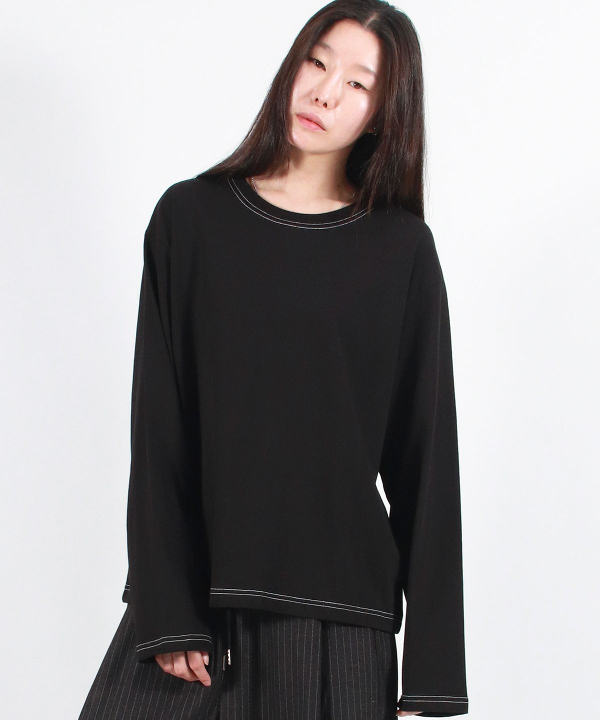 드마크(DEMARC) OUTSTITCH LOOSE FIT LONG SLEEVE TEE - Black