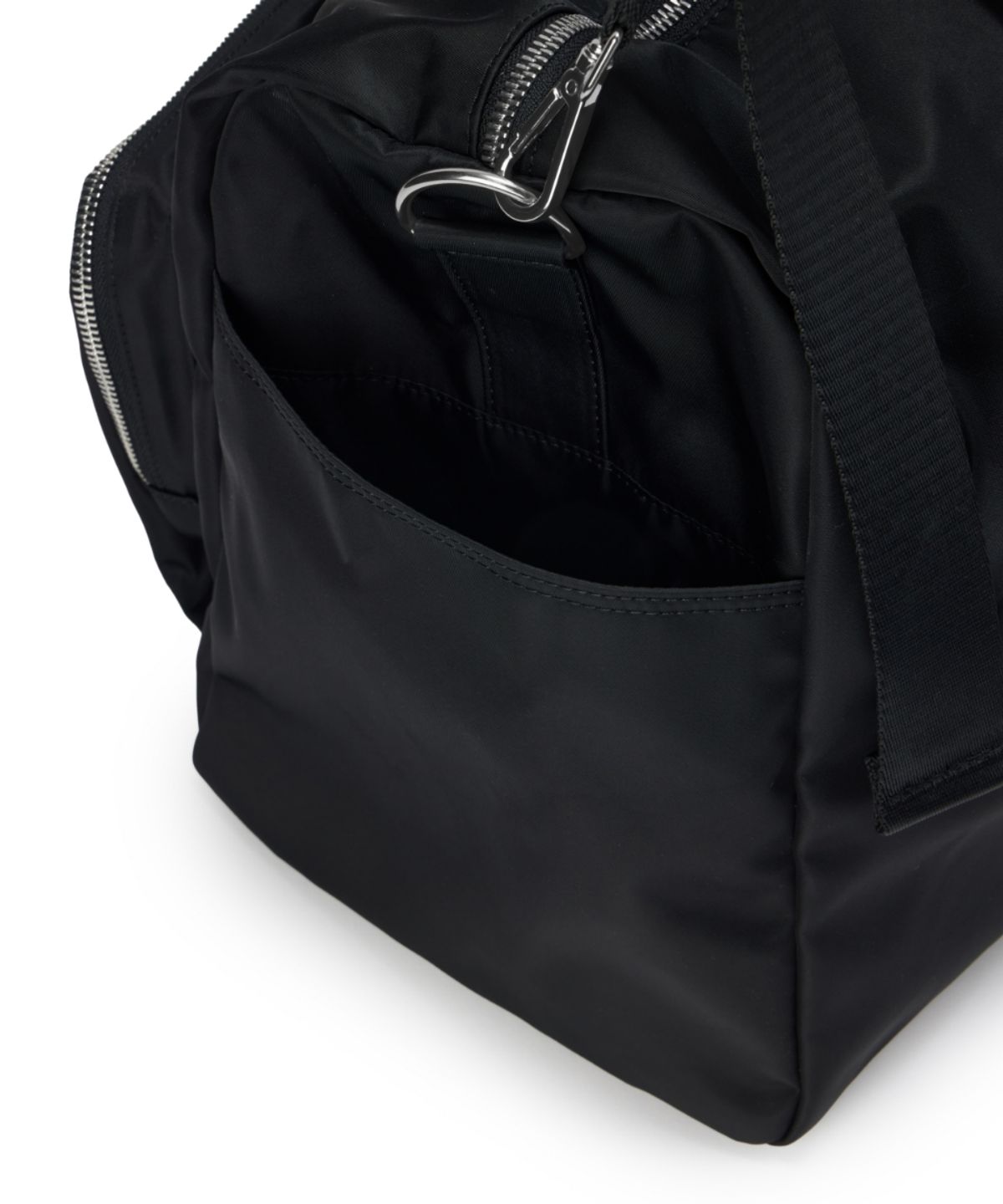 메종미네드(MAISON MINED) TWO POCKET BOSTON BAG BLACK