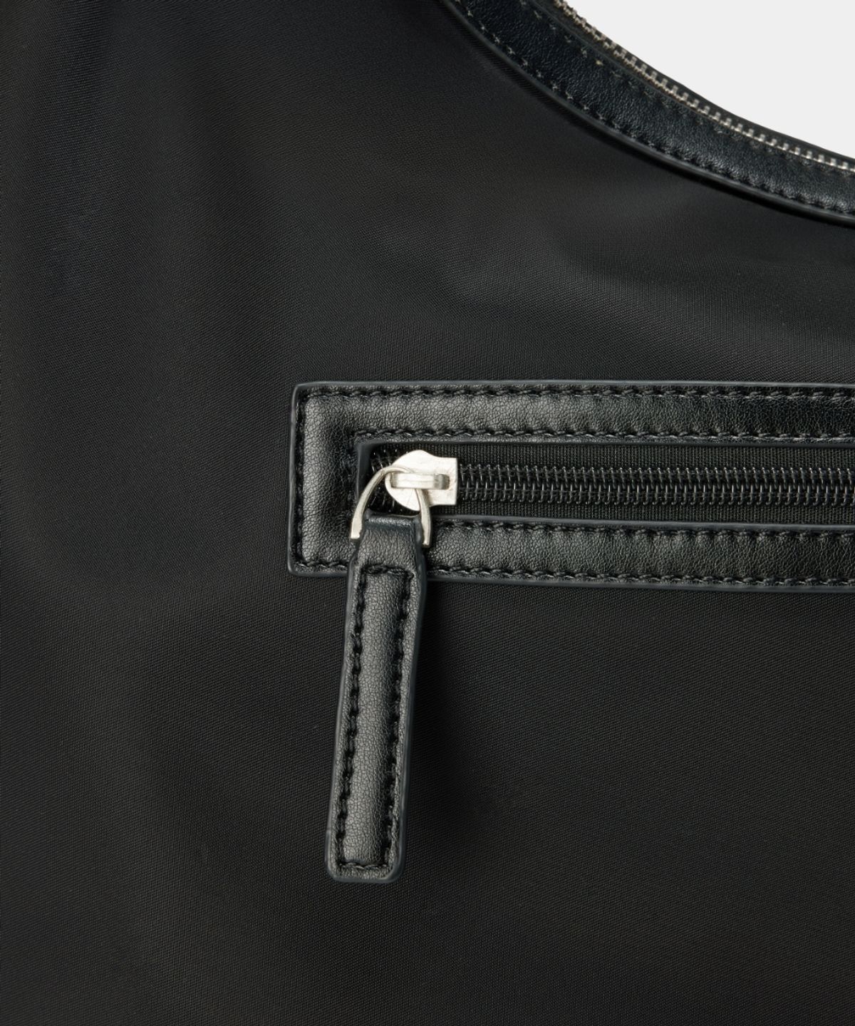 메종미네드(MAISON MINED) BIG SIDE STRAP HOBO BAG BLACK