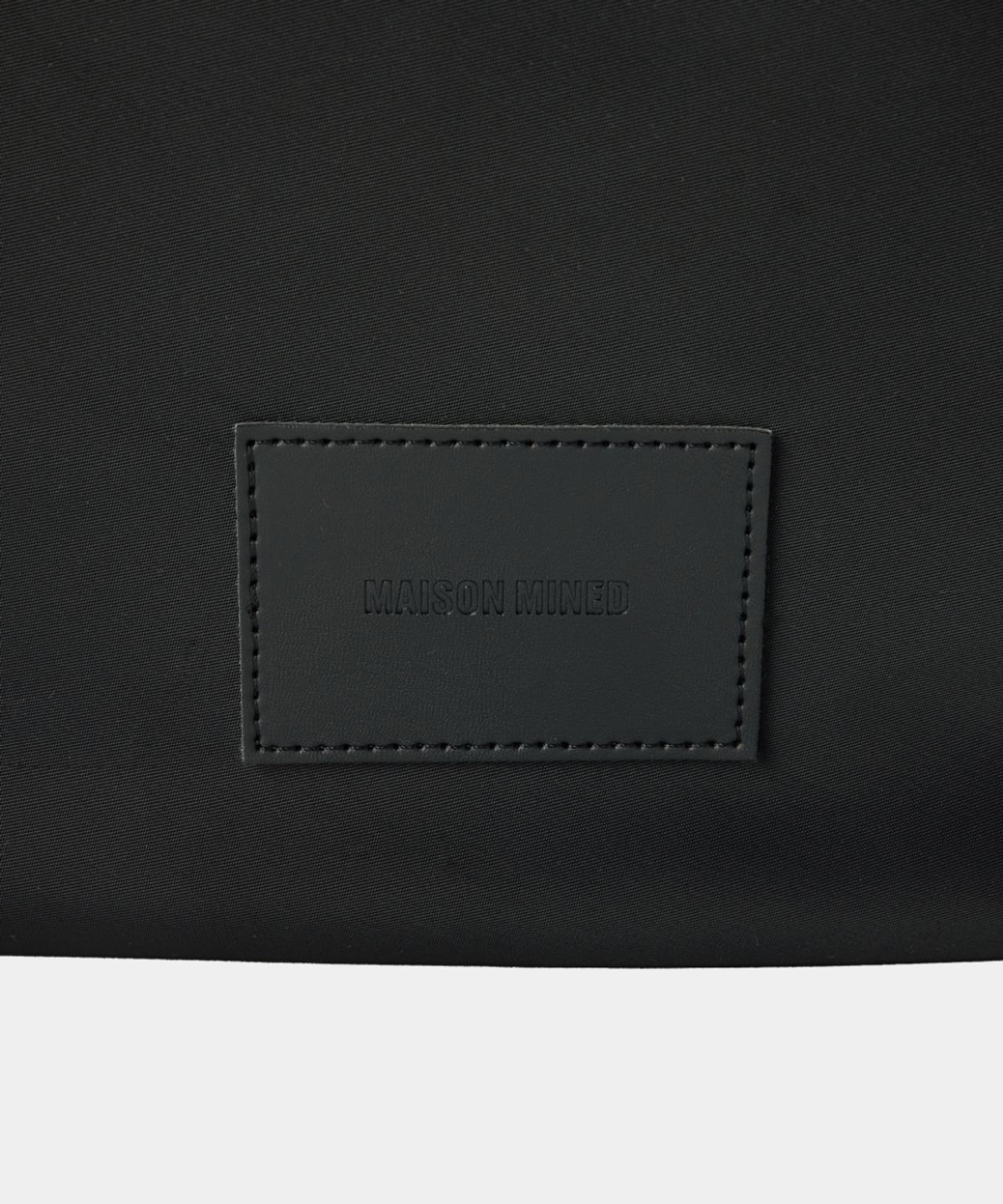 메종미네드(MAISON MINED) BIG SIDE STRAP HOBO BAG BLACK