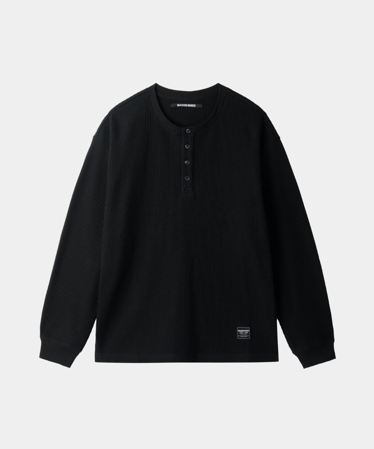 메종미네드(MAISON MINED) BASIC WAFFLE HENLEY NECK BLACK