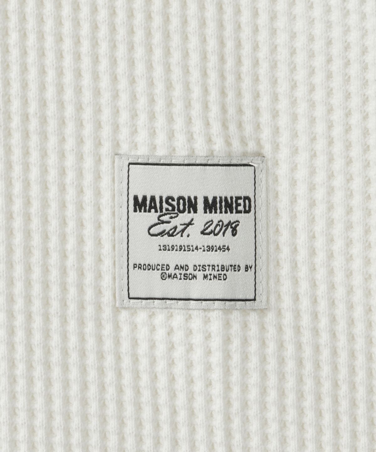 메종미네드(MAISON MINED) BASIC WAFFLE HENLEY NECK CREAM