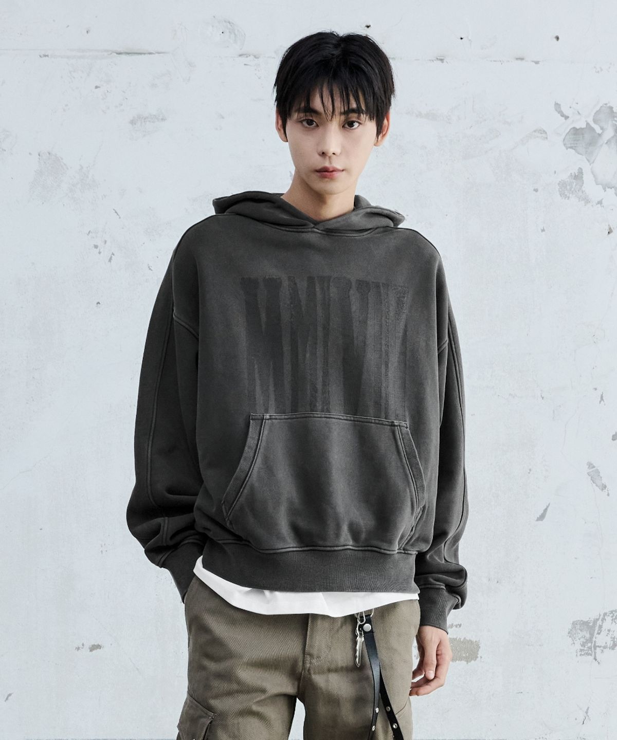 메종미네드(MAISON MINED) MMXVIII VINTAGE HOODIE BLACK
