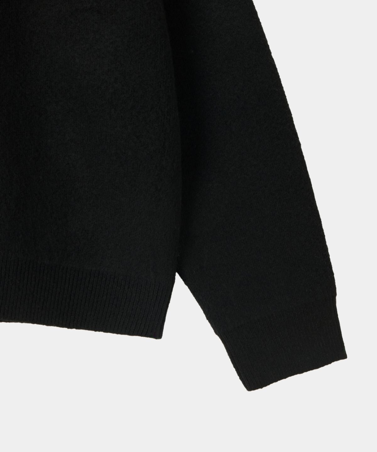 메종미네드(MAISON MINED) SCRIPT TYPE ROUND NECK CARDIGAN BLACK