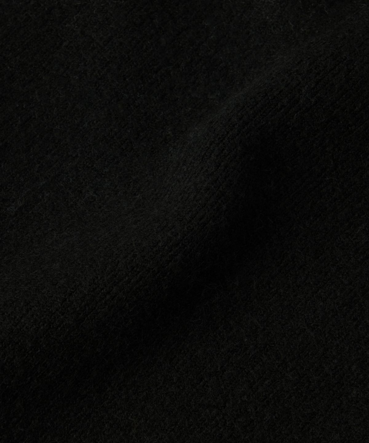 메종미네드(MAISON MINED) SCRIPT TYPE ROUND NECK CARDIGAN BLACK