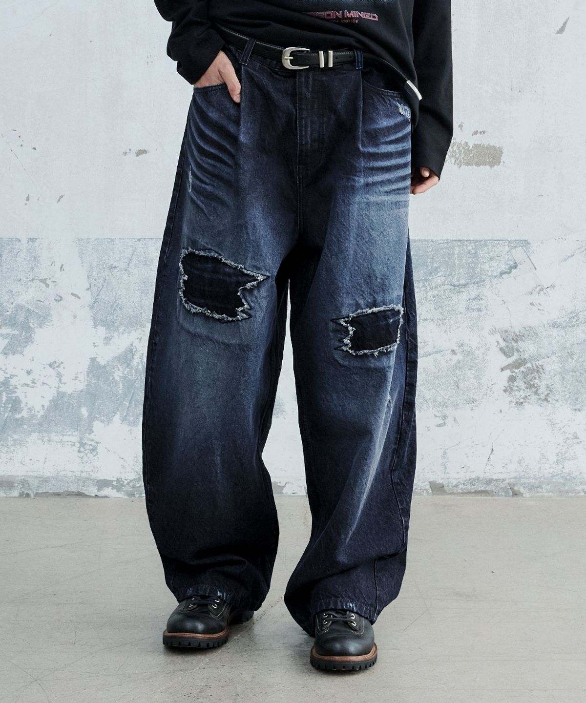 메종미네드(MAISON MINED) DESTROYED WASHING DENIM PANTS MID BLUE