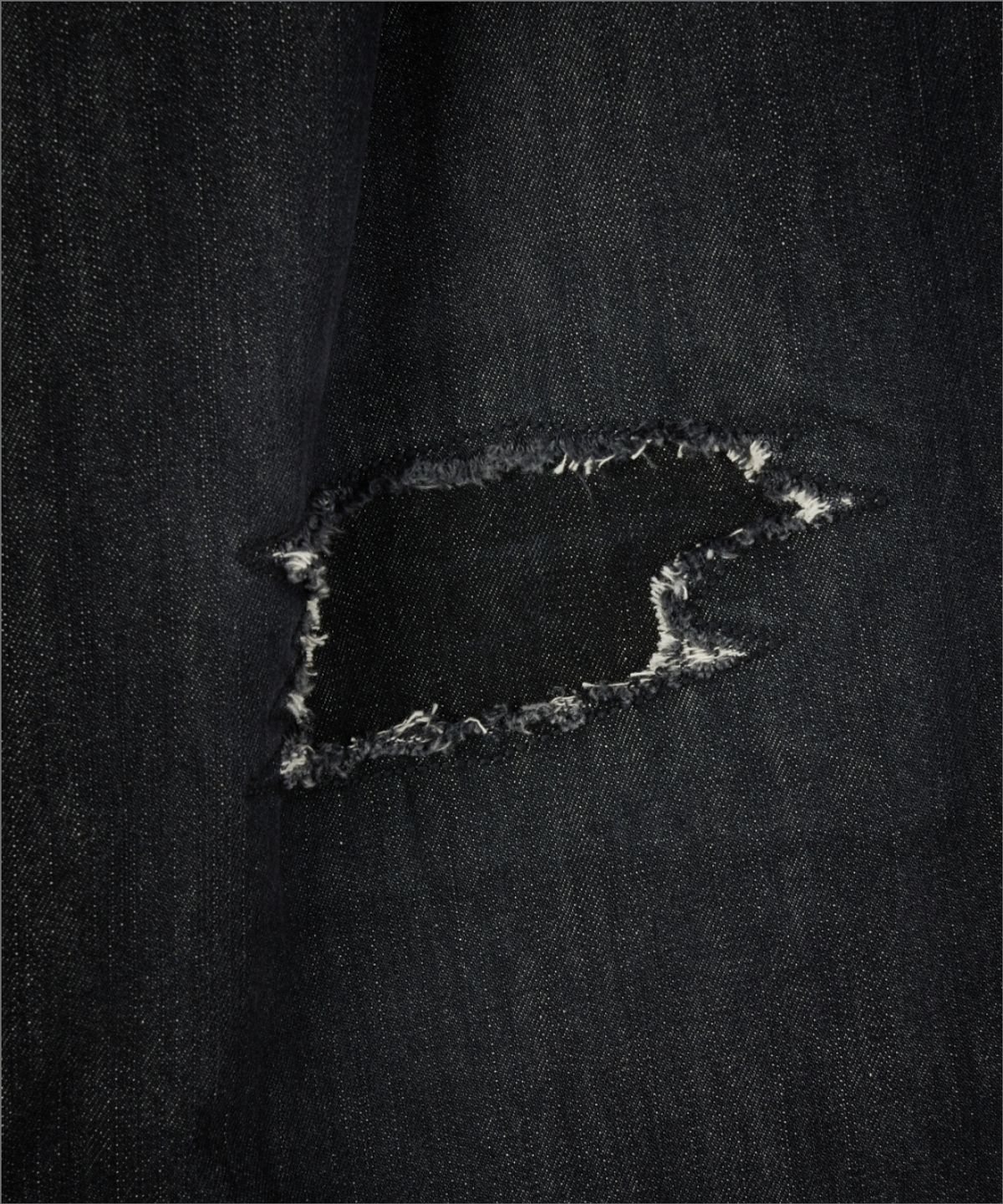 메종미네드(MAISON MINED) DESTROYED WASHING DENIM PANTS BLACK