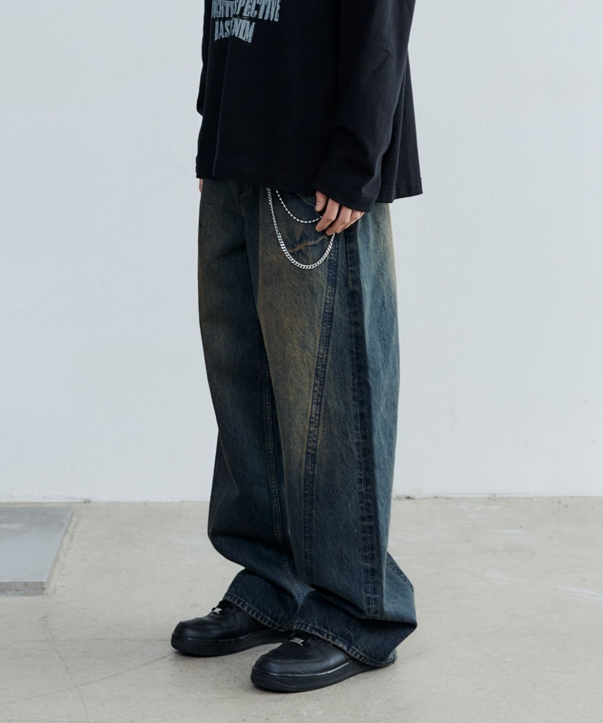 메종미네드(MAISON MINED) FRONT LINE WASHED DENIM PANTS BROWN