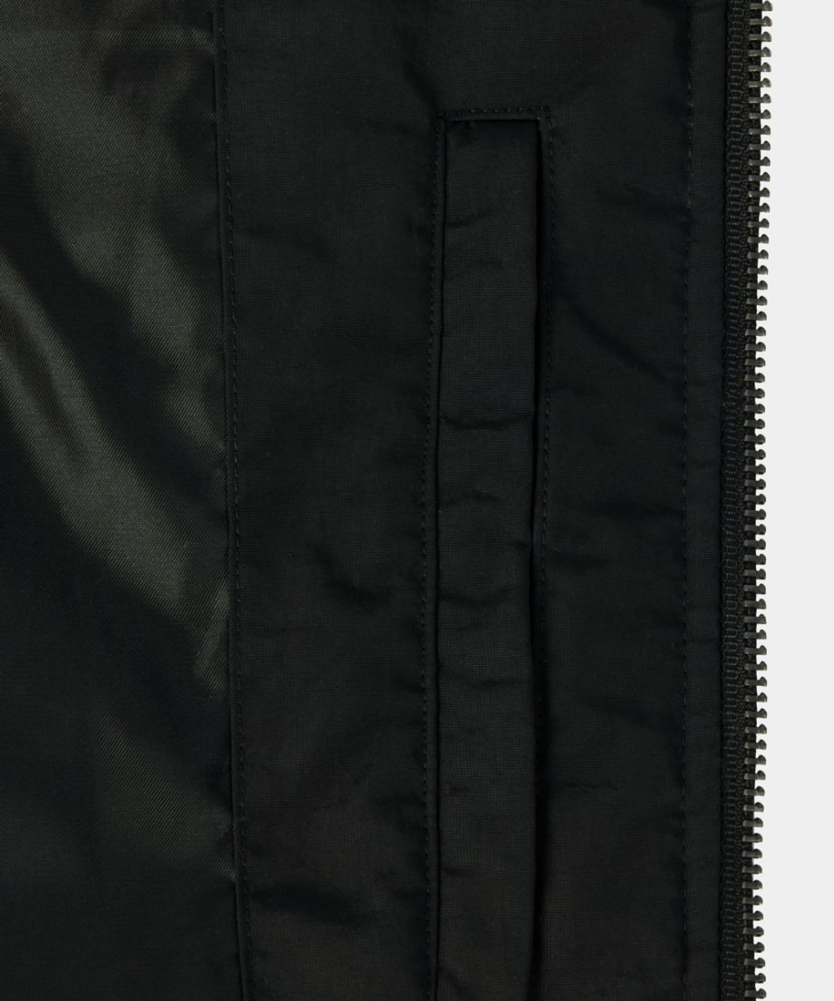 메종미네드(MAISON MINED) DETACHABLE POCKET MA-1 BLACK