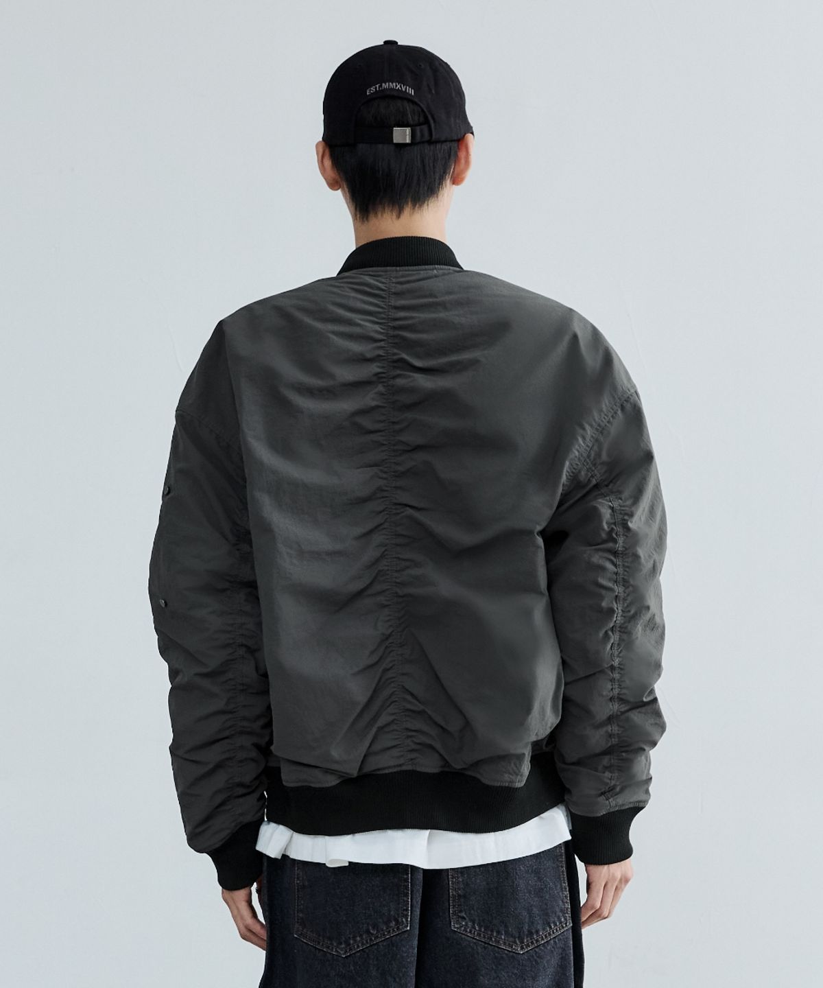 메종미네드(MAISON MINED) DETACHABLE POCKET MA-1 CHARCOAL