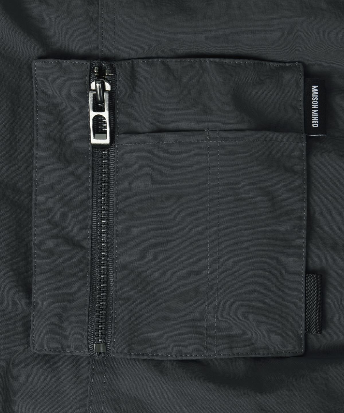 메종미네드(MAISON MINED) DETACHABLE POCKET MA-1 CHARCOAL