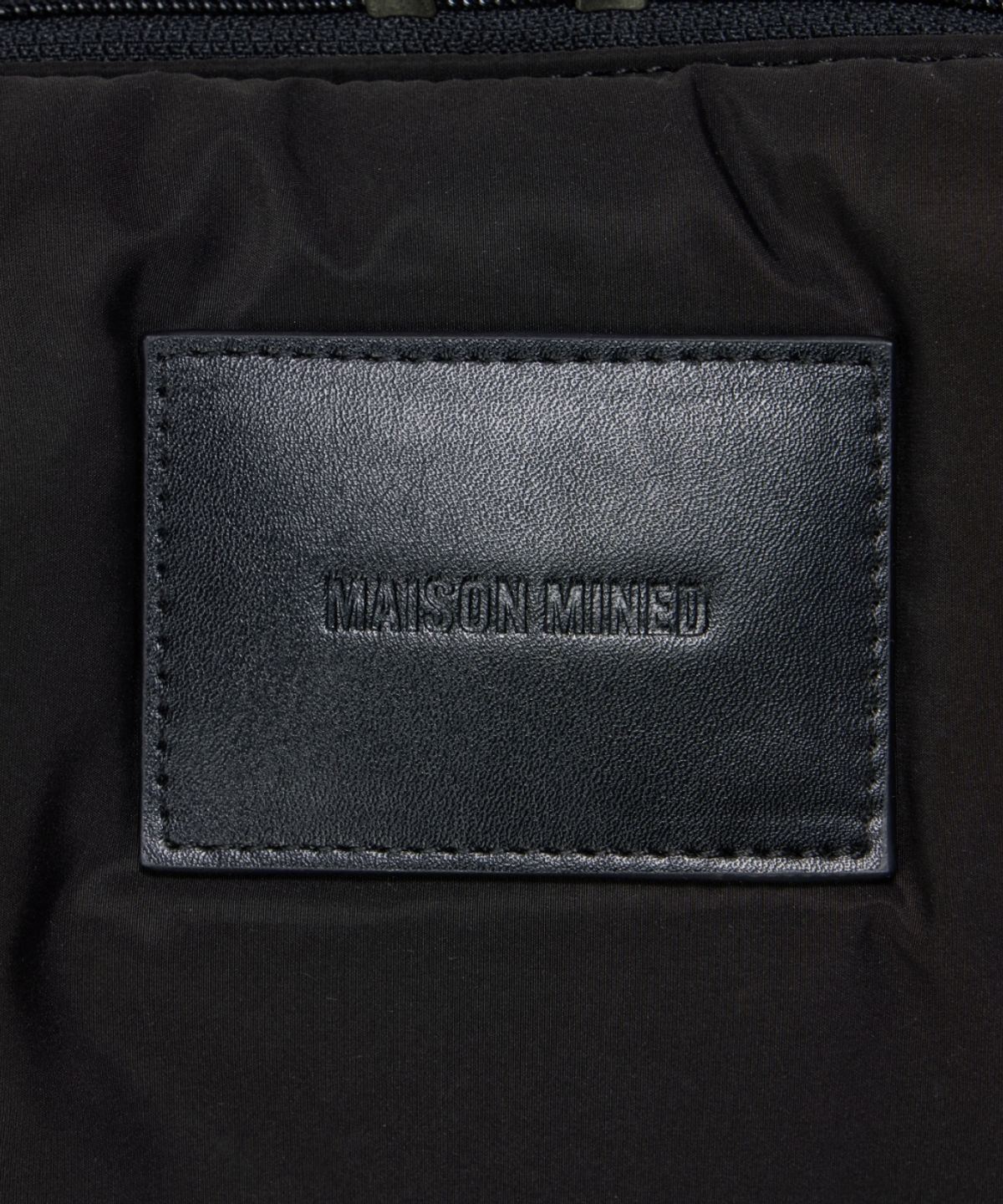 메종미네드(MAISON MINED) PUFFER SHOULDER BAG BLACK