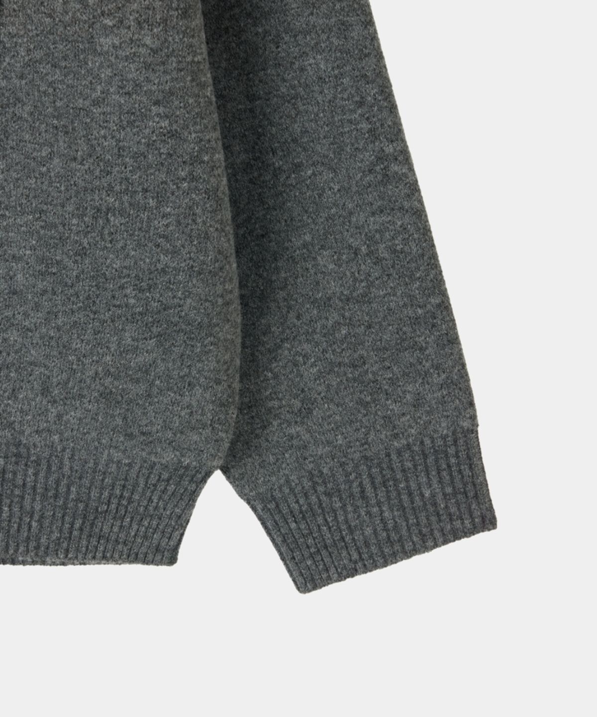 메종미네드(MAISON MINED) DOODLE HEART KNIT CHARCOAL