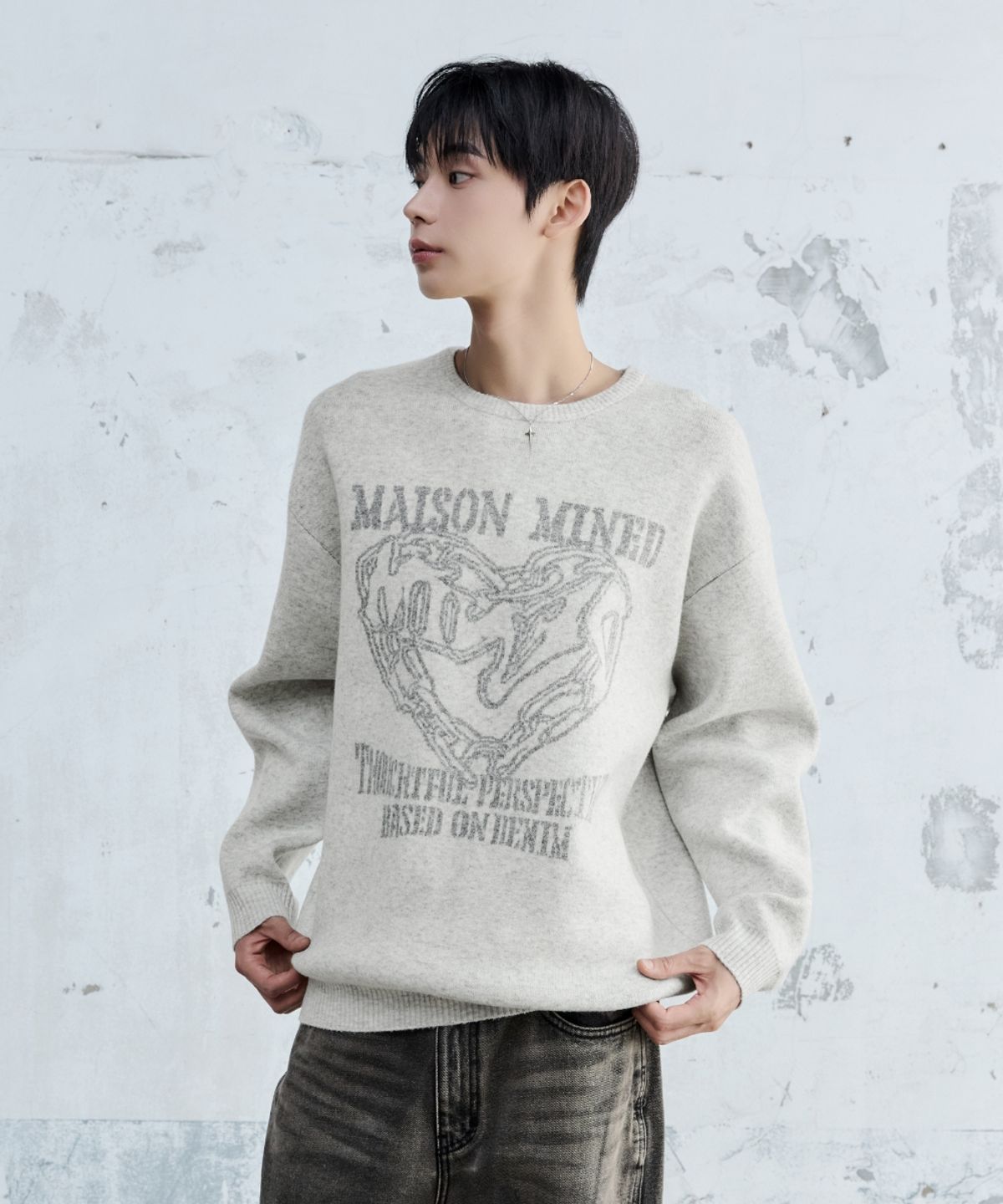 메종미네드(MAISON MINED) DOODLE HEART KNIT MELANGE GRAY