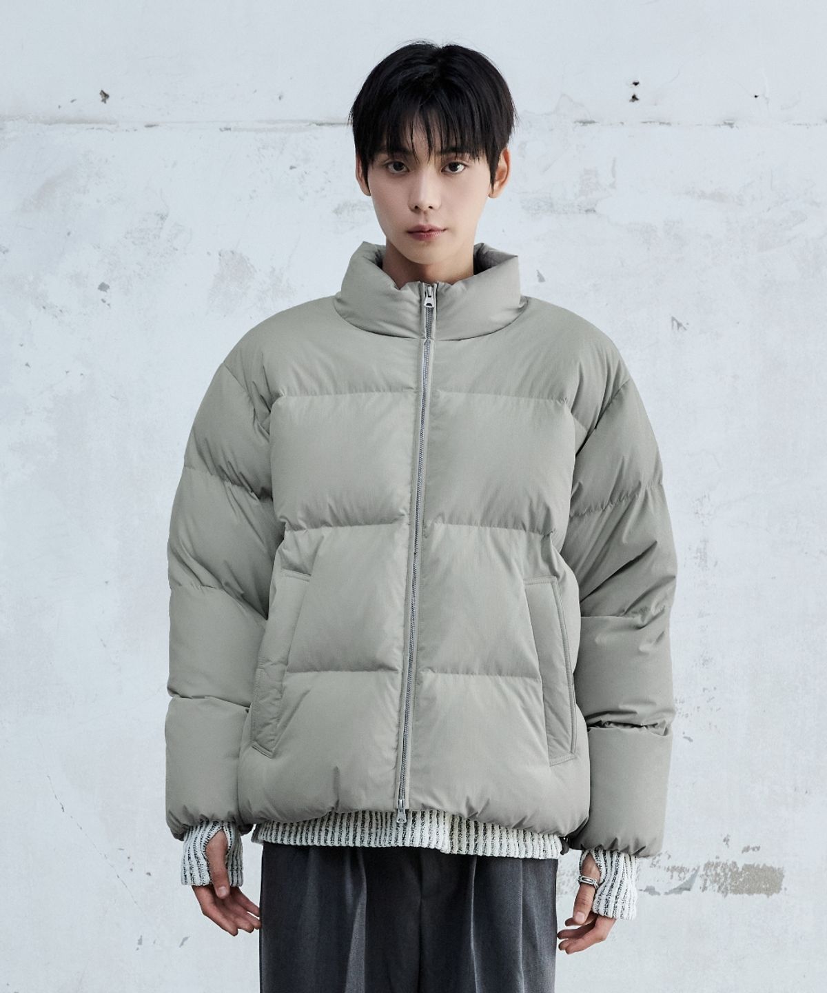메종미네드(MAISON MINED) BASIC SHORT PUFFER DOWN JACKET LIGHT GRAY