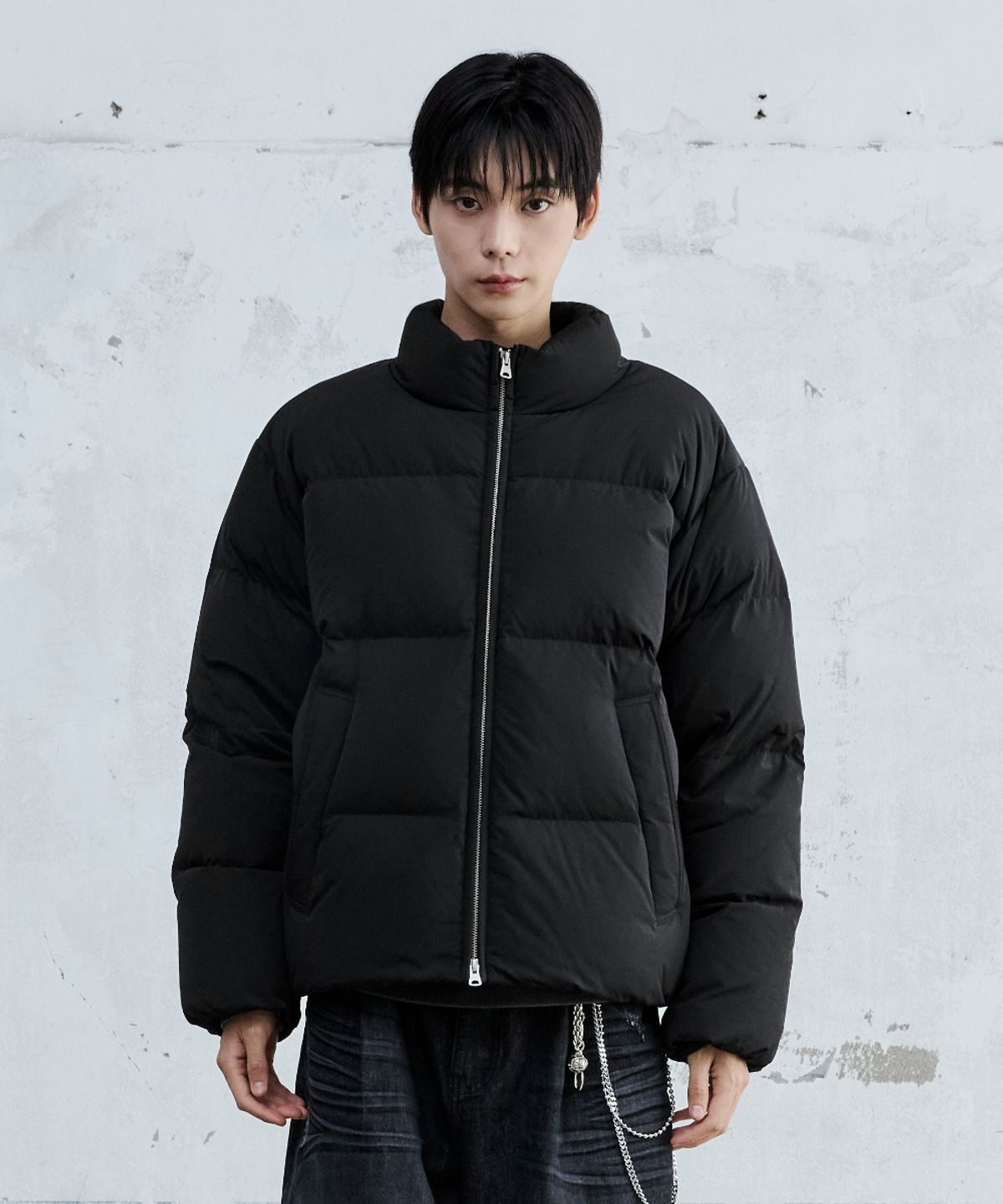 메종미네드(MAISON MINED) BASIC SHORT PUFFER DOWN JACKET BLACK