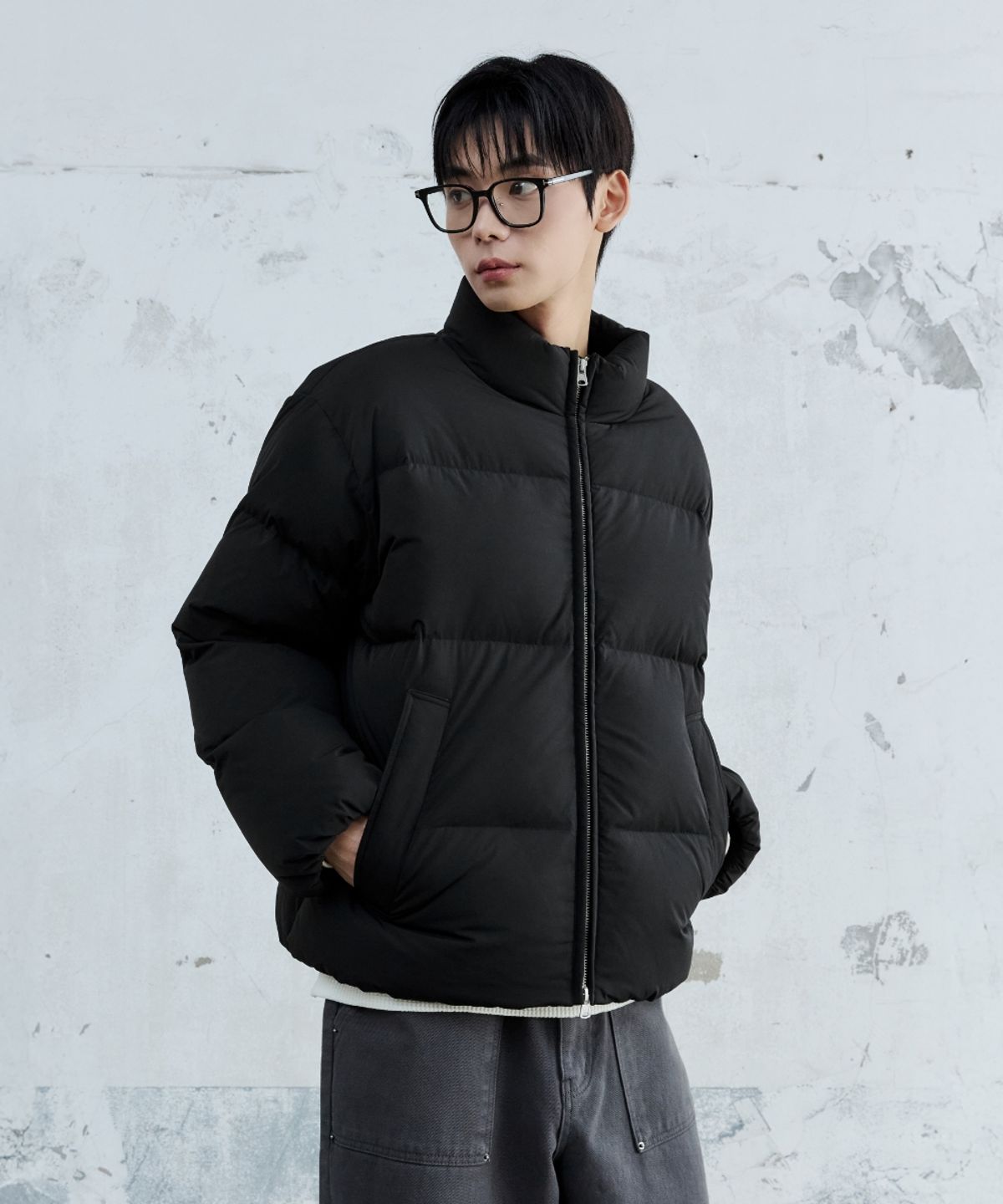 메종미네드(MAISON MINED) BASIC SHORT PUFFER DOWN JACKET BLACK