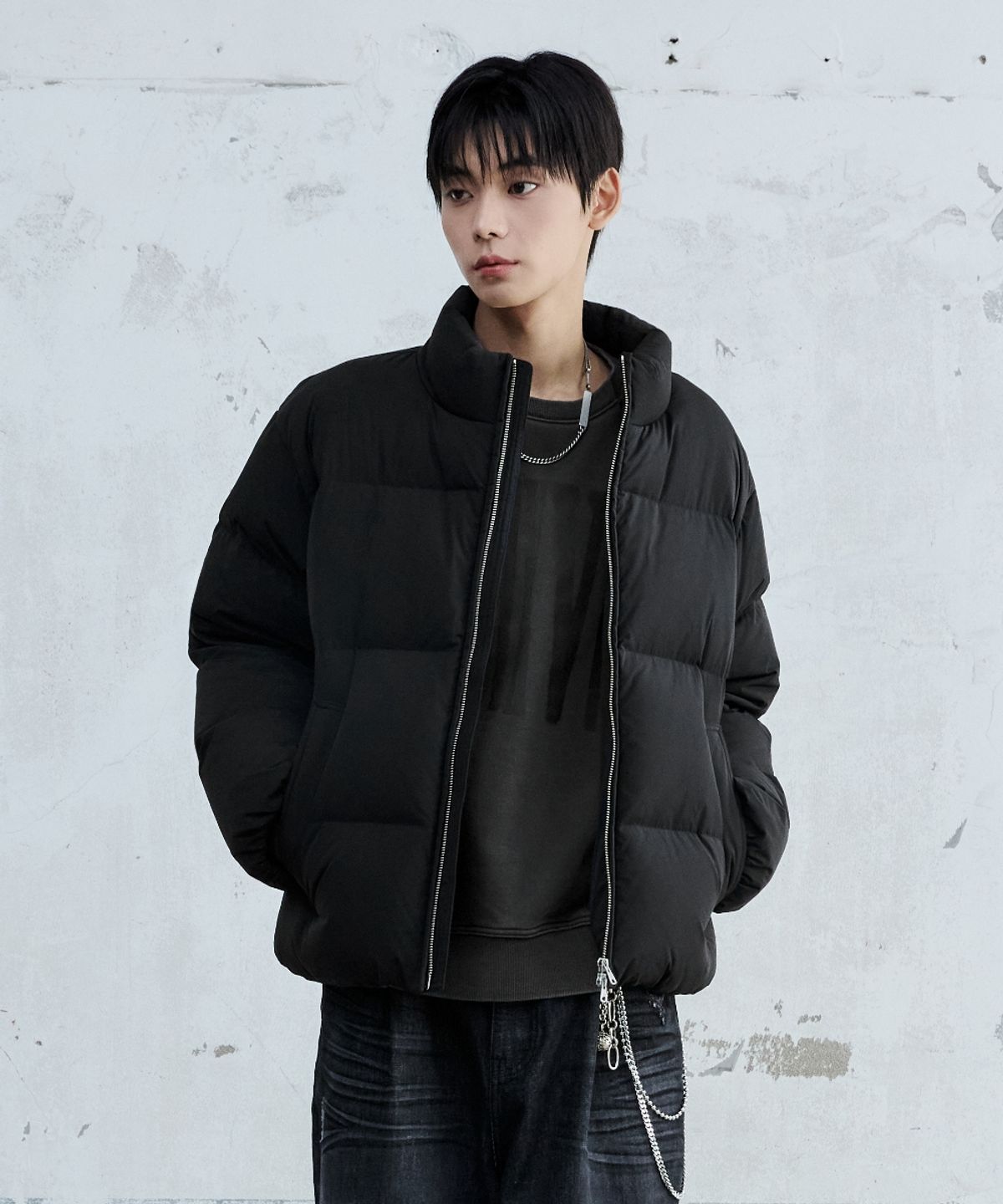 메종미네드(MAISON MINED) BASIC SHORT PUFFER DOWN JACKET BLACK