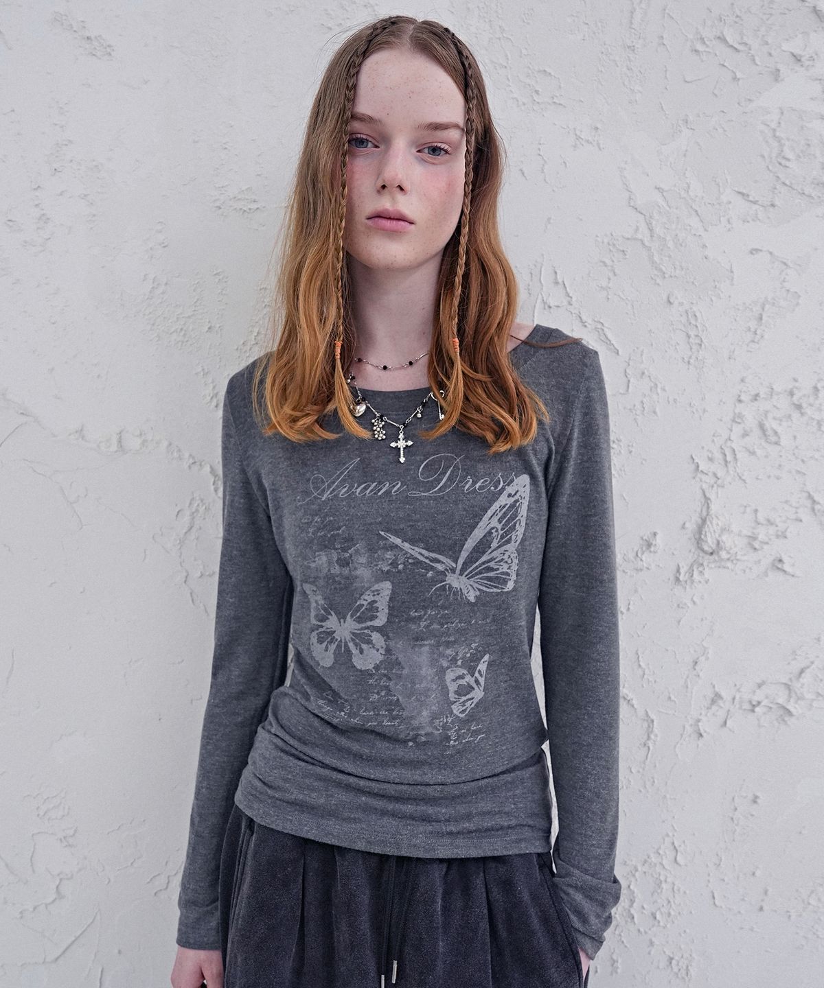어반드레스(AVANDRESS) Ethereal Wings Tee_4Colors