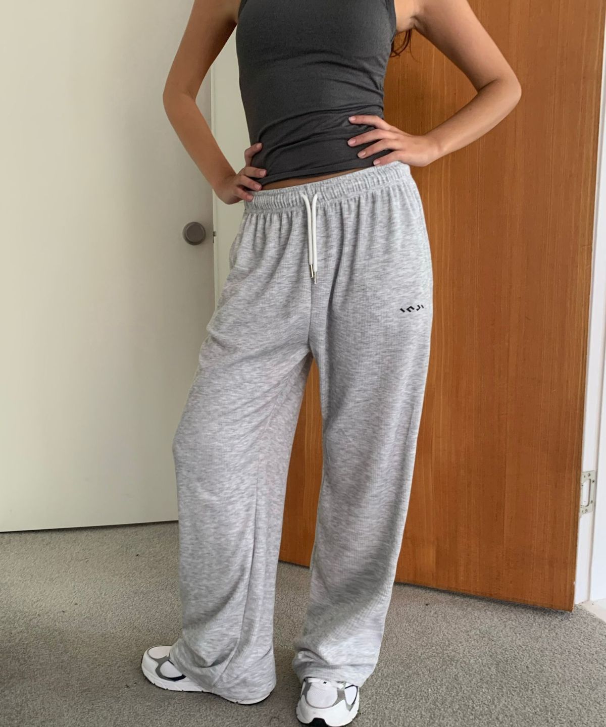 인지액티브(INJIACTIVE) Ribbed Sweatpants 라이트그레이