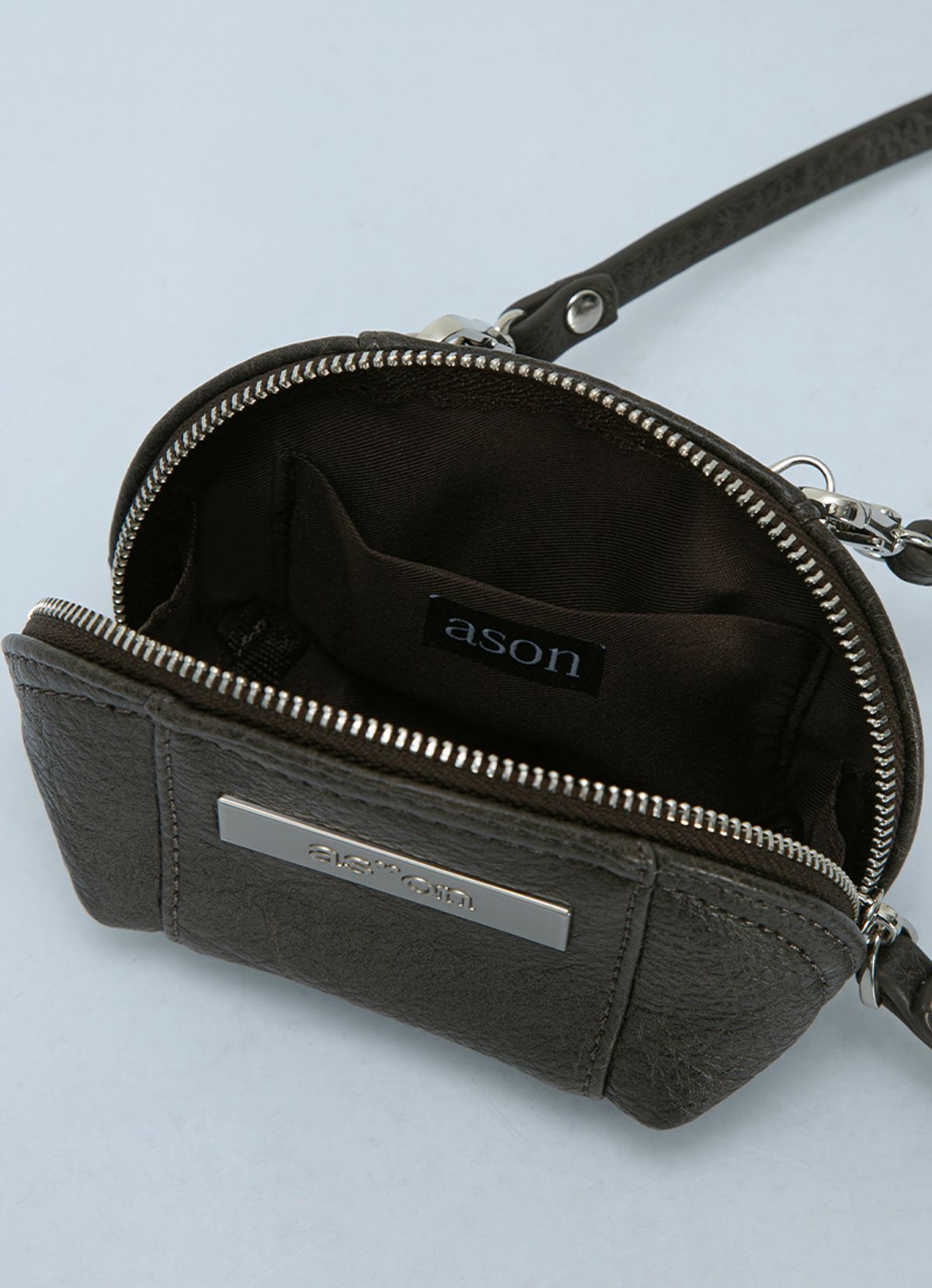 애즈온(ASON) COY POUCH BAG / BROWN