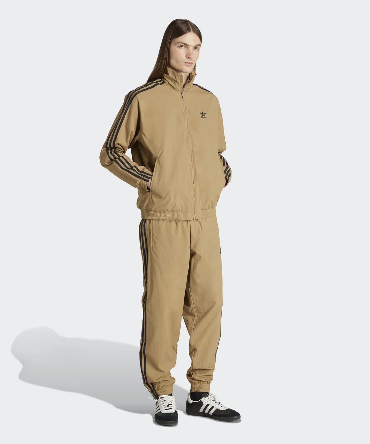 아디다스(ADIDAS) 우븐 파이어버드 트랙 팬츠 - 카본브라운:블랙 / JY1339
