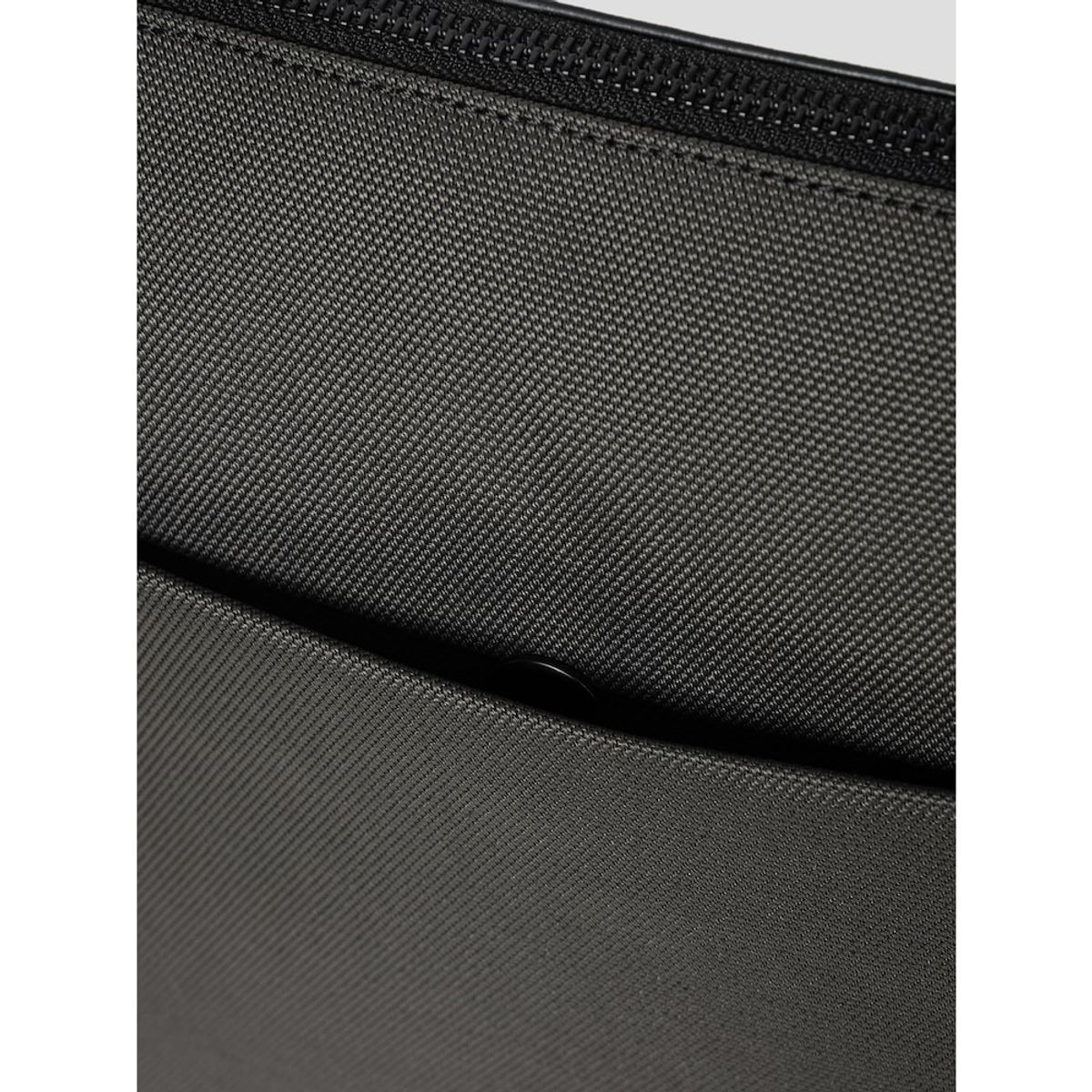 빈폴 액세서리(BEANPOLE ACCESSORY) 커뮤터 가로 메신저  - 그레이